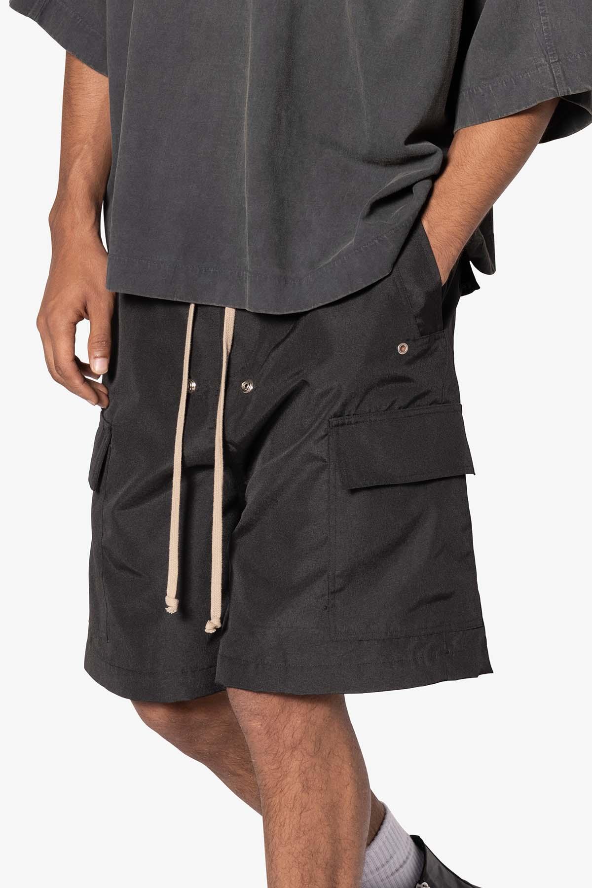 Rave Double Cargo Shorts - Black Product Image