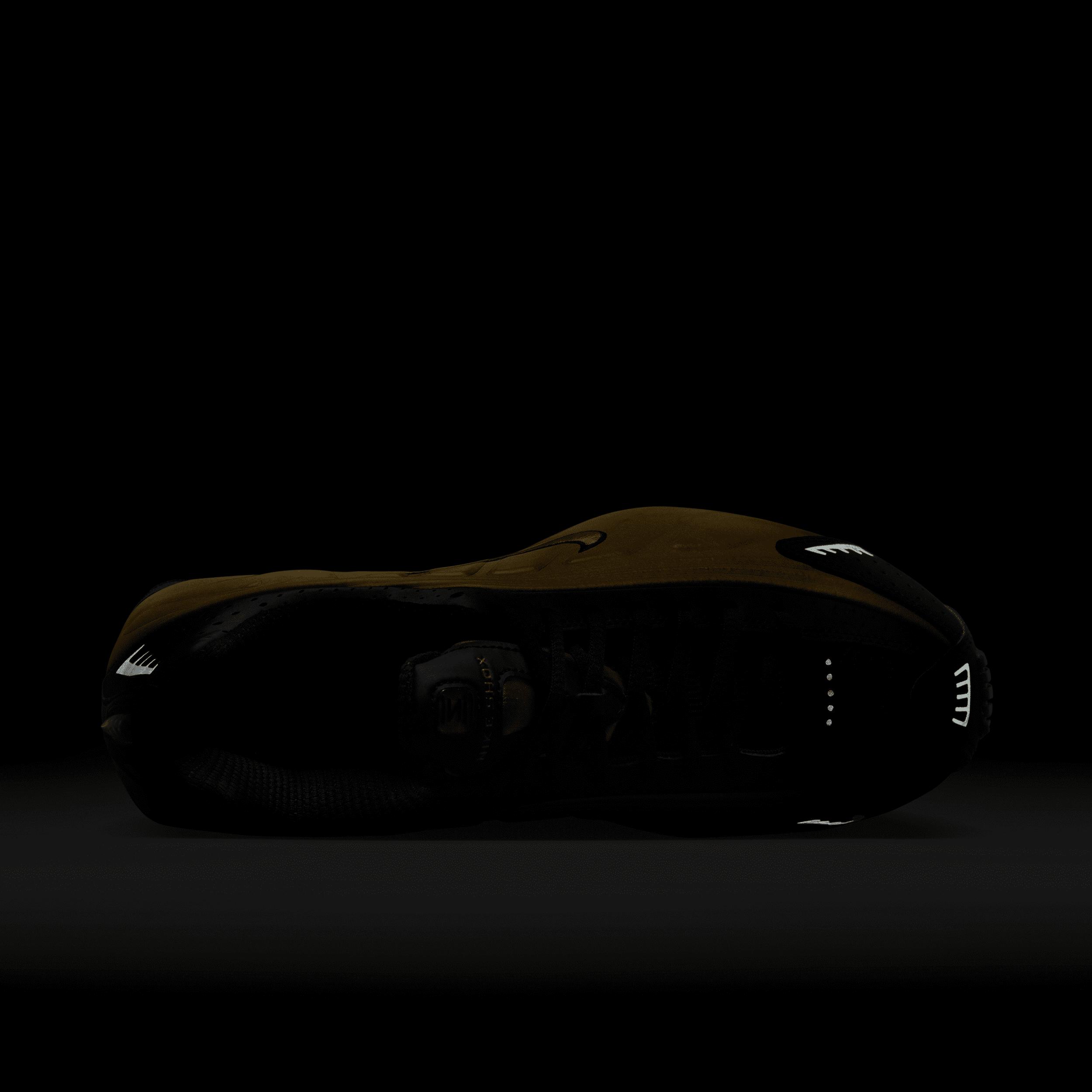 Nike Shox R4 Women's Shoes Product Image