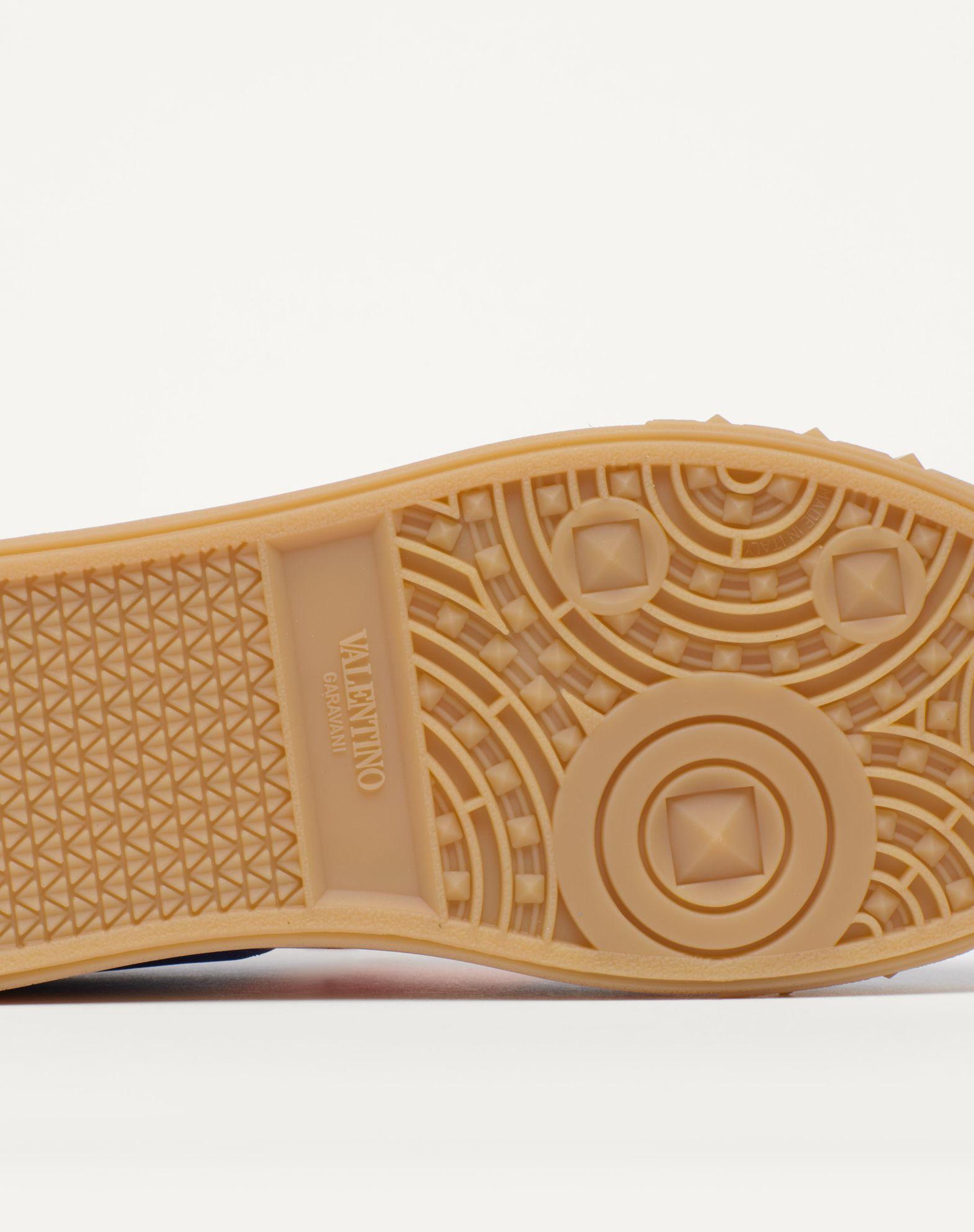 Upvillage Low Top Sneaker In Crust Leather And Nylon Product Image