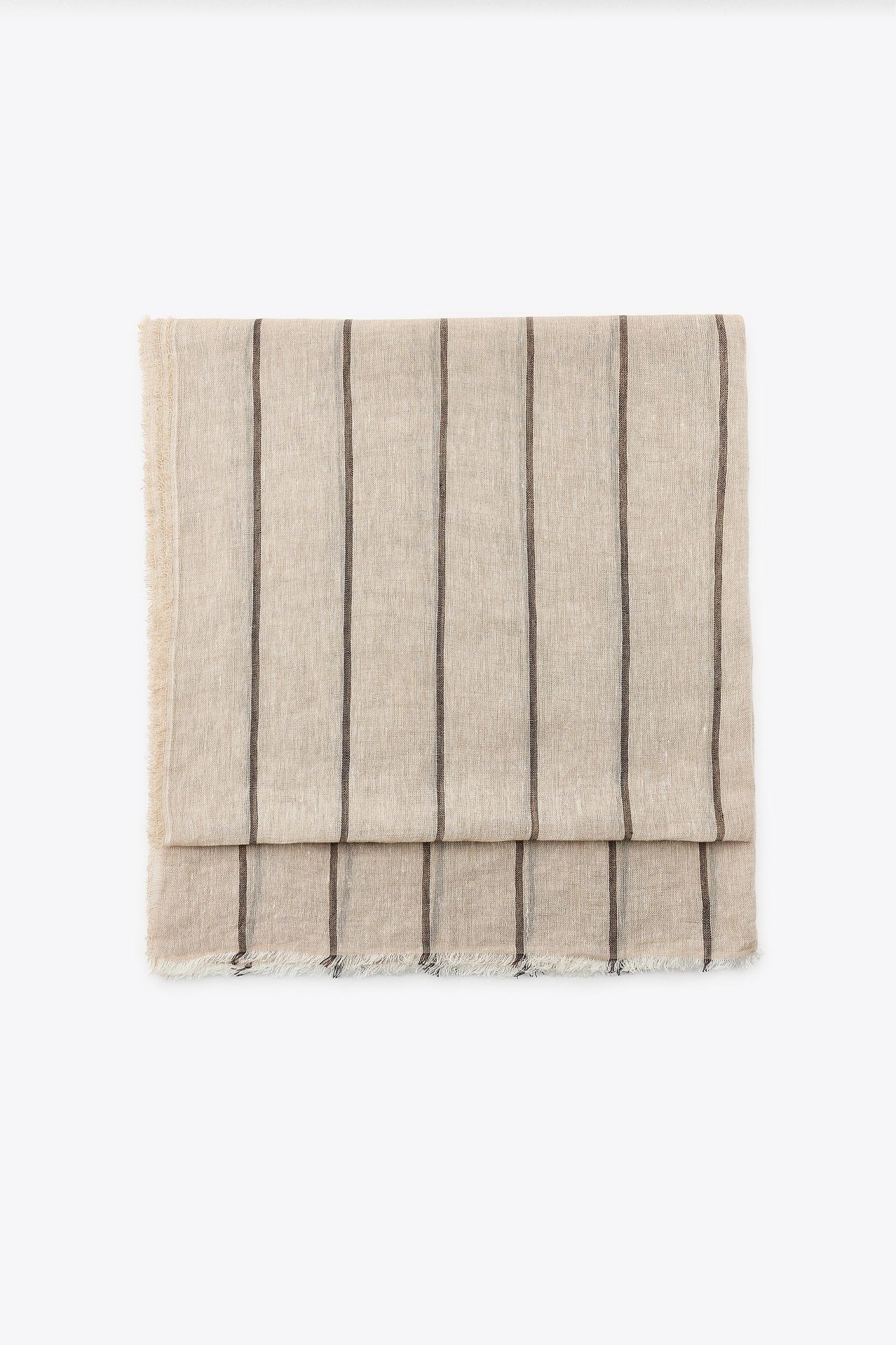 100% STRIPED LINEN SCARF Product Image