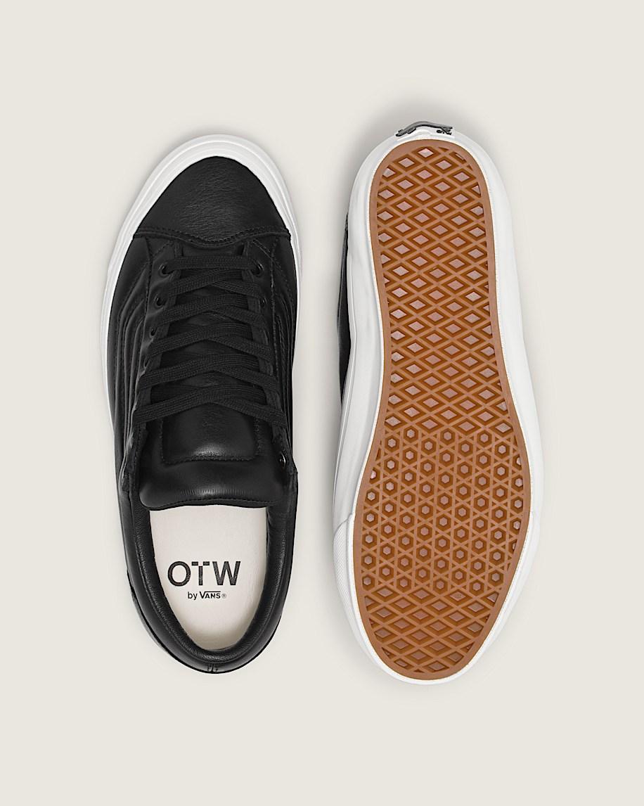 OTW Old Skool 36 Foam in Black| Vans US Product Image