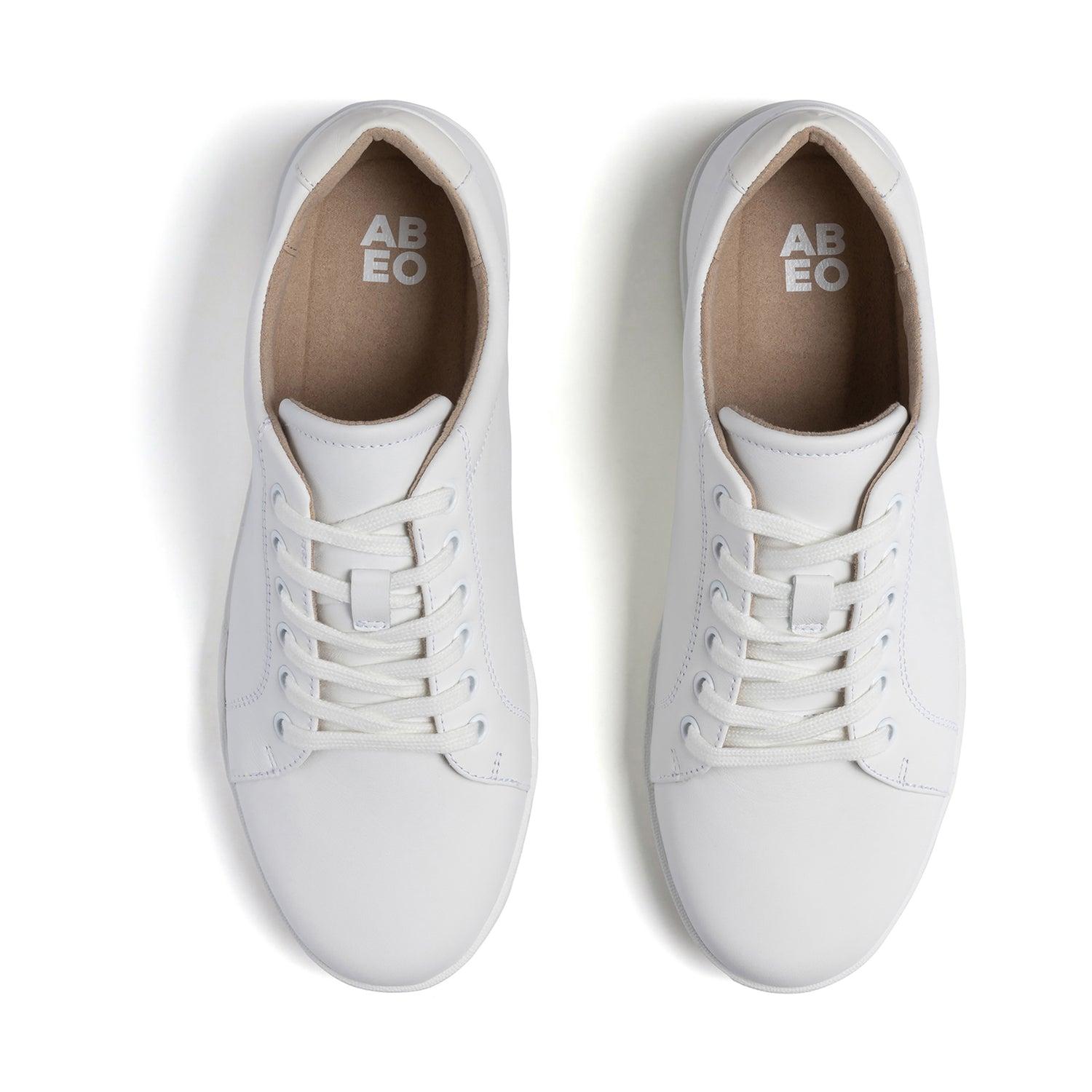 Encore Sneaker Product Image