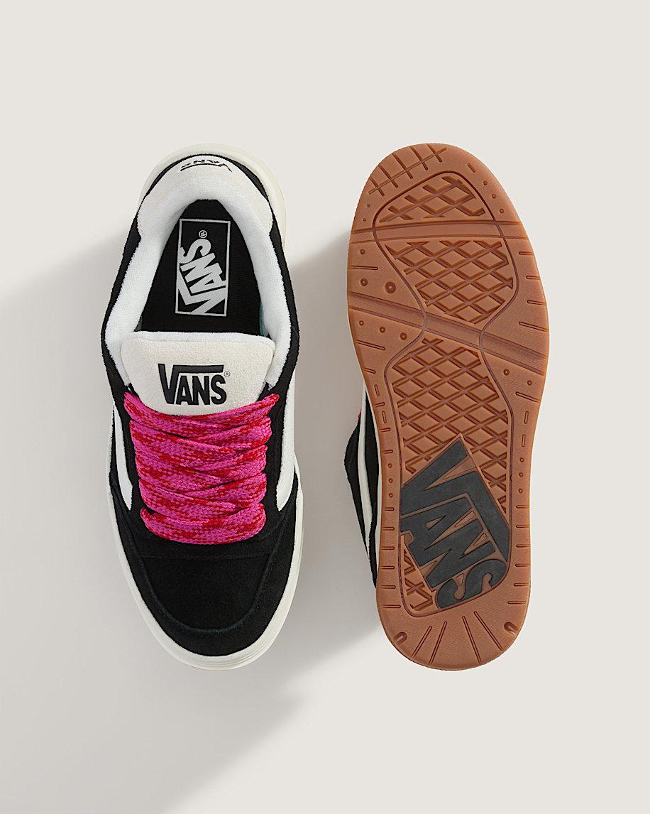 Hylane Shoe in Black| Vans US Product Image