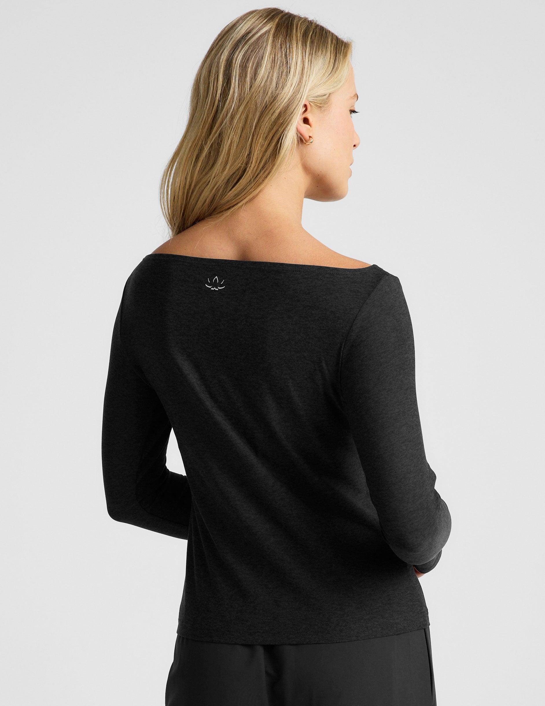 Featherweight Shoulder It Pullover Product Image