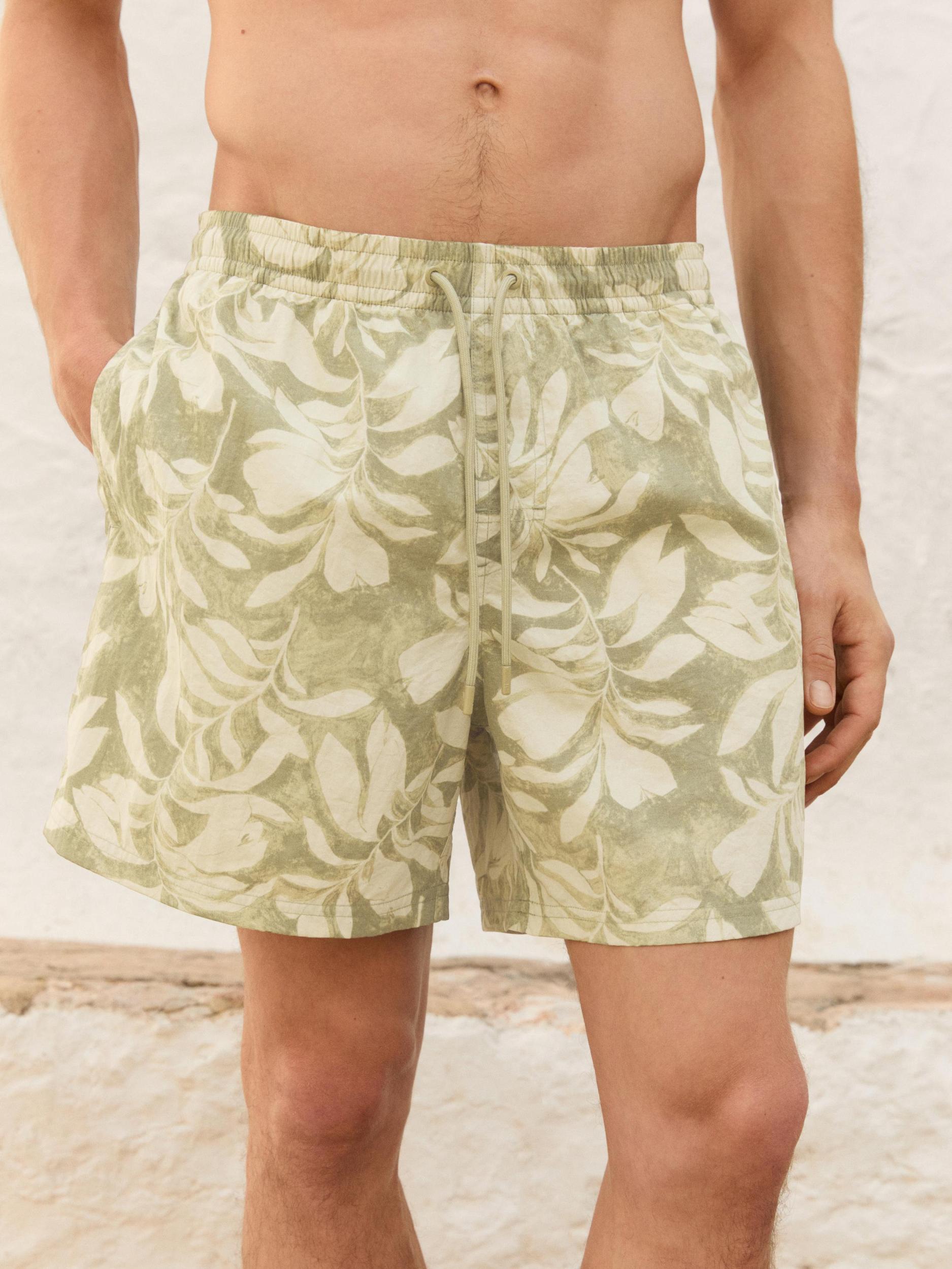 Regular fit printed swimming trunks Product Image
