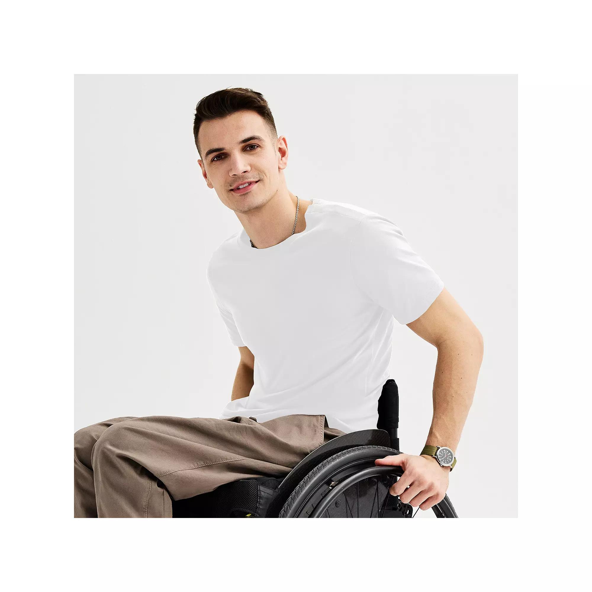 Men's Sonoma Goods For Life® Adaptive Easy Dressing Crew Tee,  Product Image