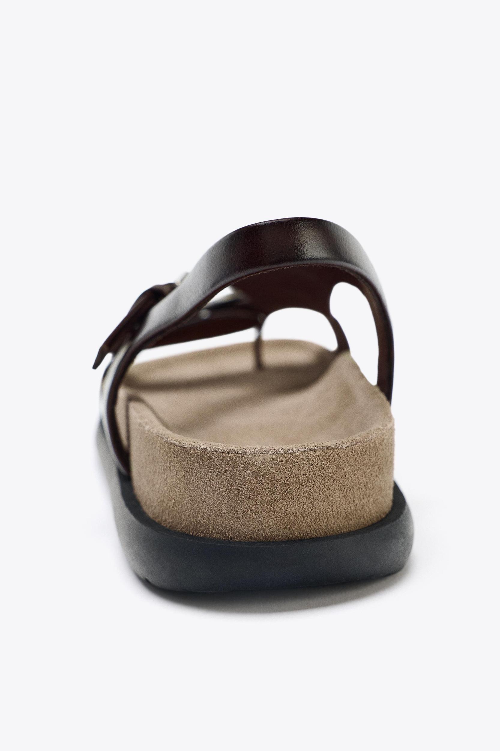 FLAT LEATHER SANDALS Product Image