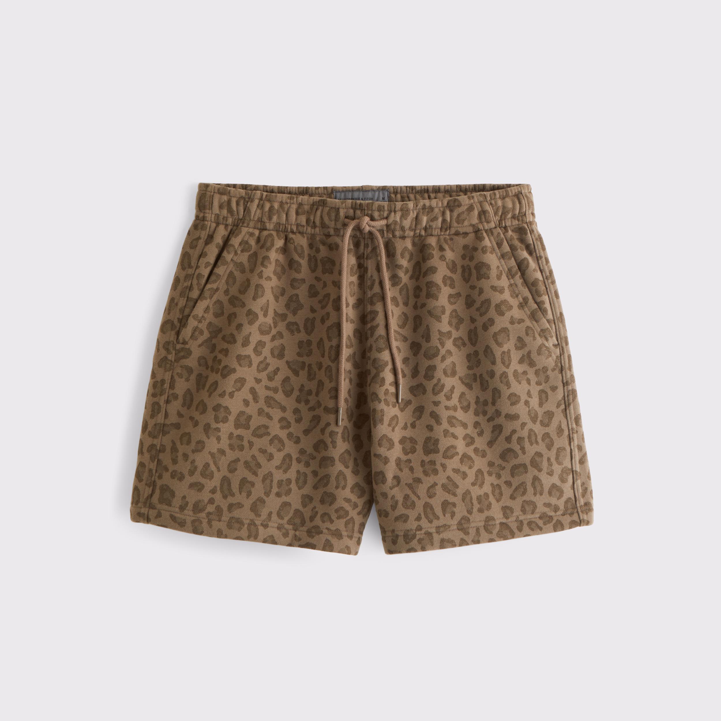 Essential Short Product Image