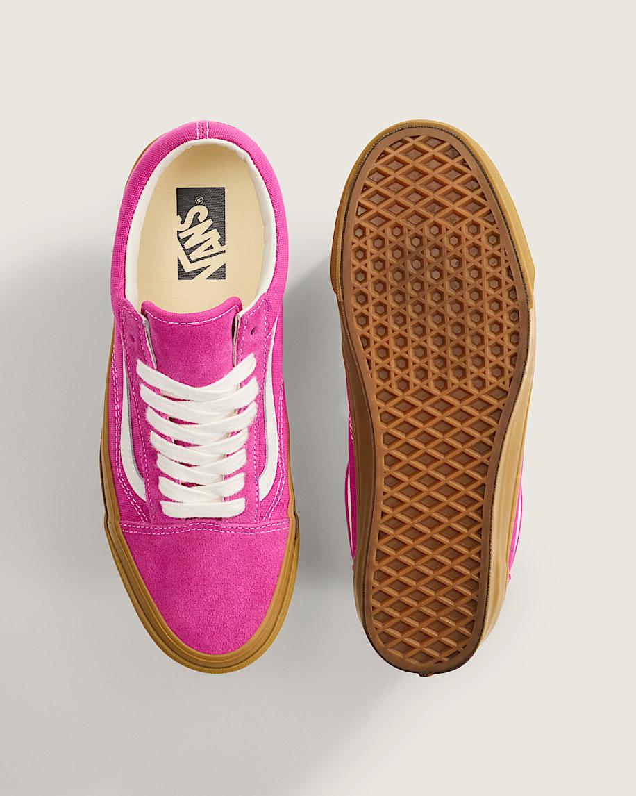 Premium Old Skool Gum Shoe in Raspberry Pink / Gum| Vans US Product Image
