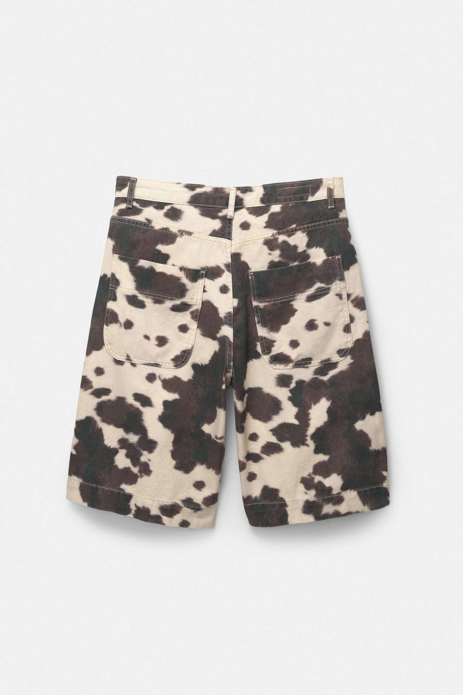 Animal print cow baggy Bermuda shorts Product Image