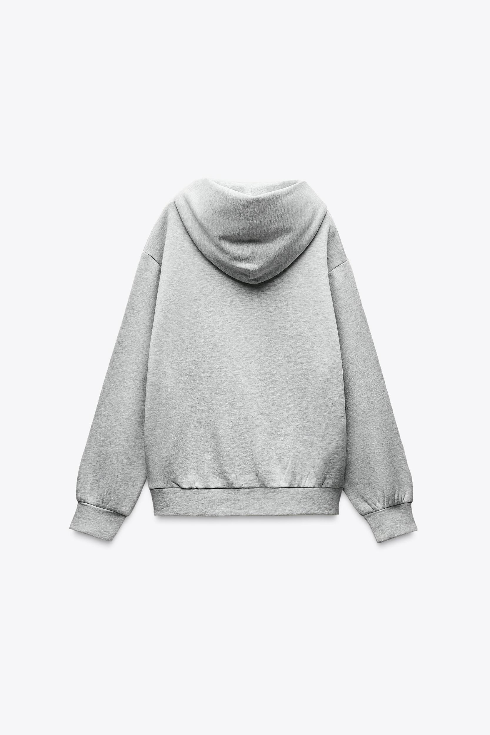 POCKETED HOODIE SWEATSHIRT Product Image