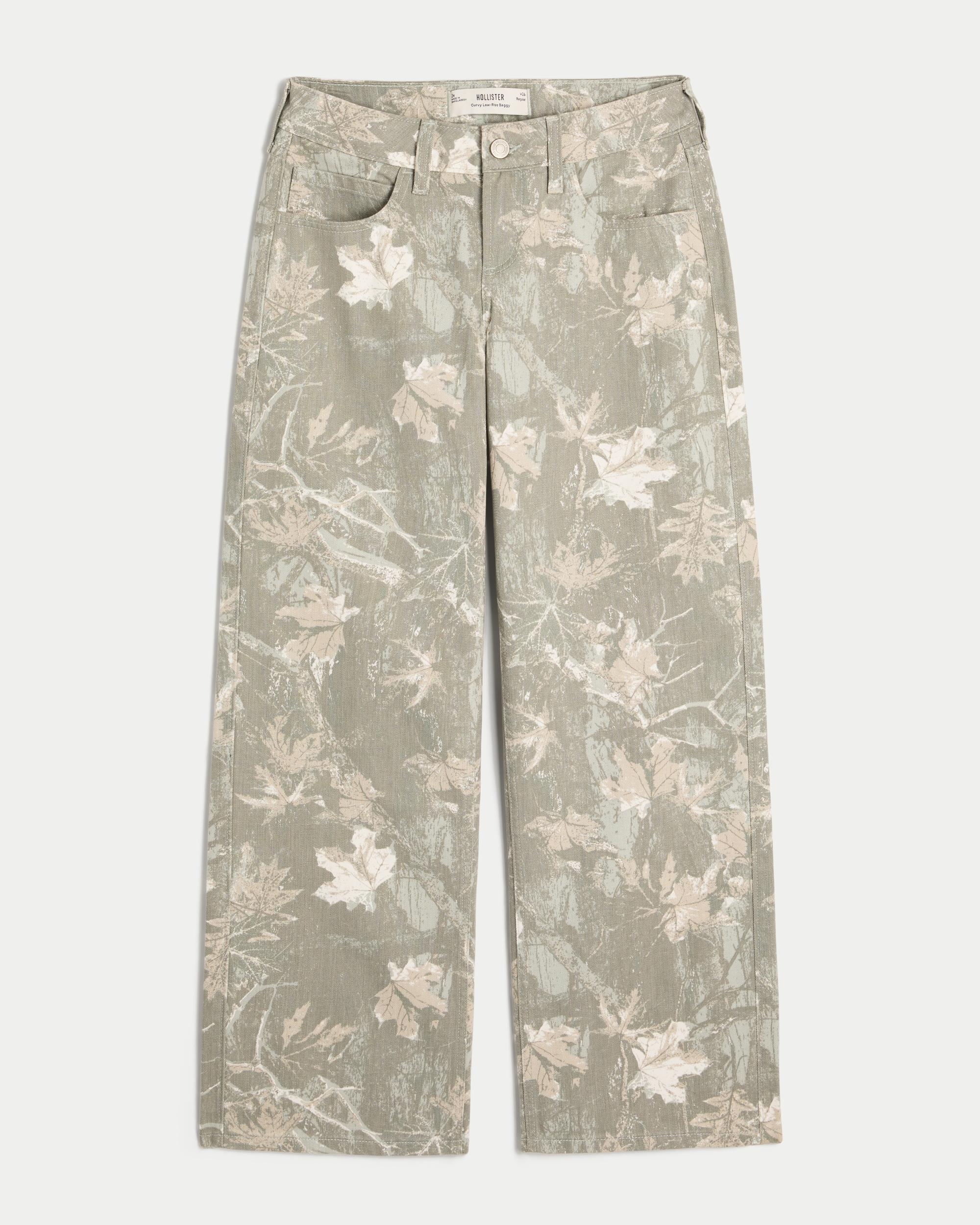 Curvy Low-Rise Camo Baggy Jeans Product Image