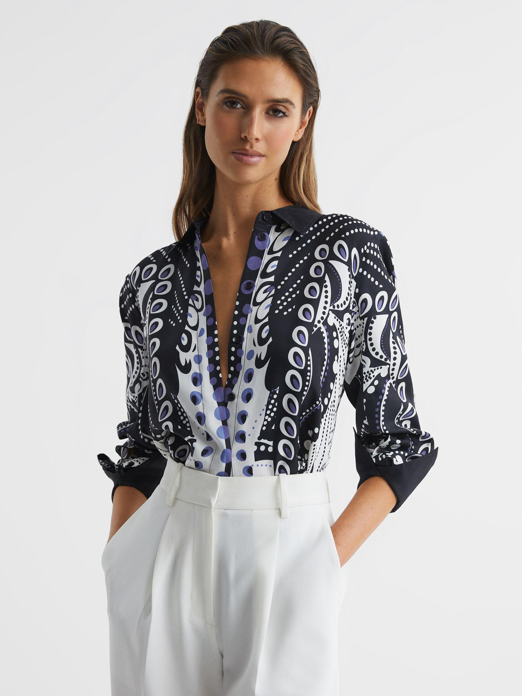 Scarf Printed Shirt in Navy/White Product Image