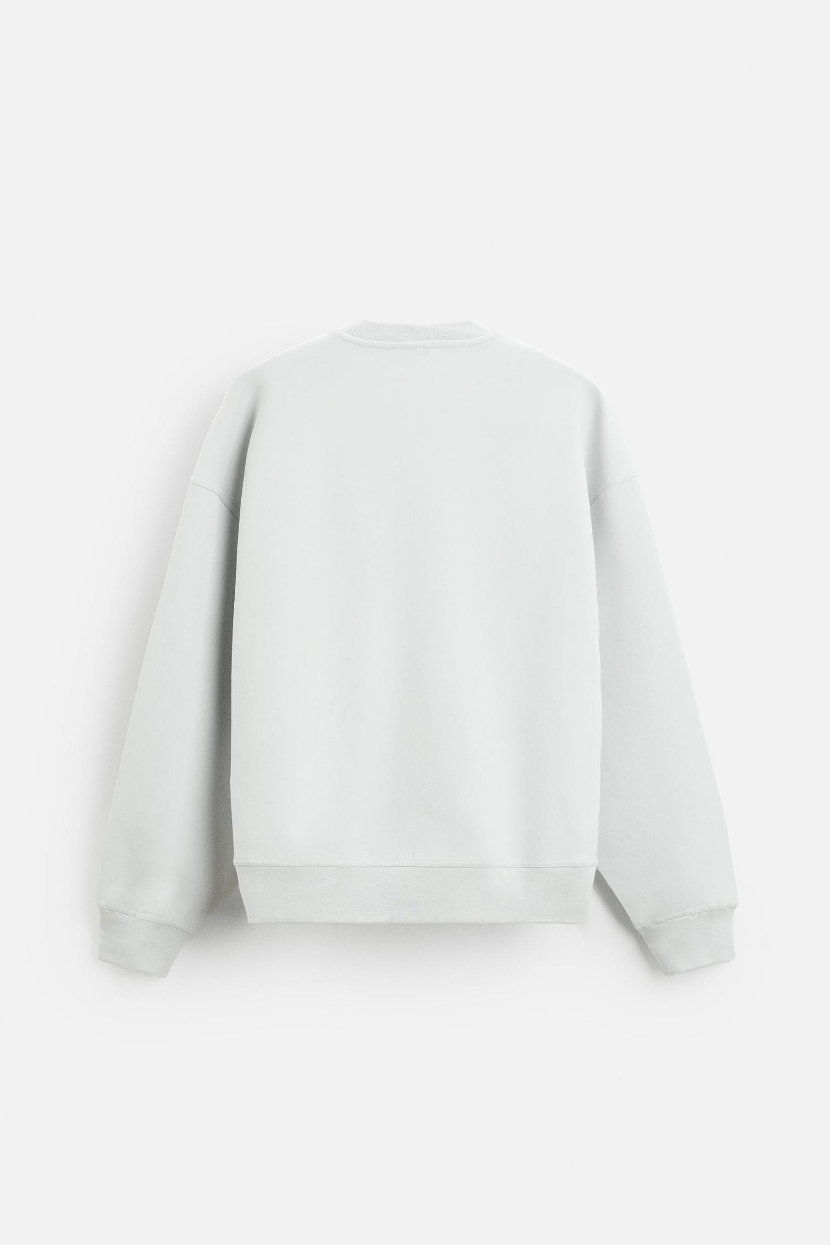 CREW NECK SWEATSHIRT WITH PATCH Product Image