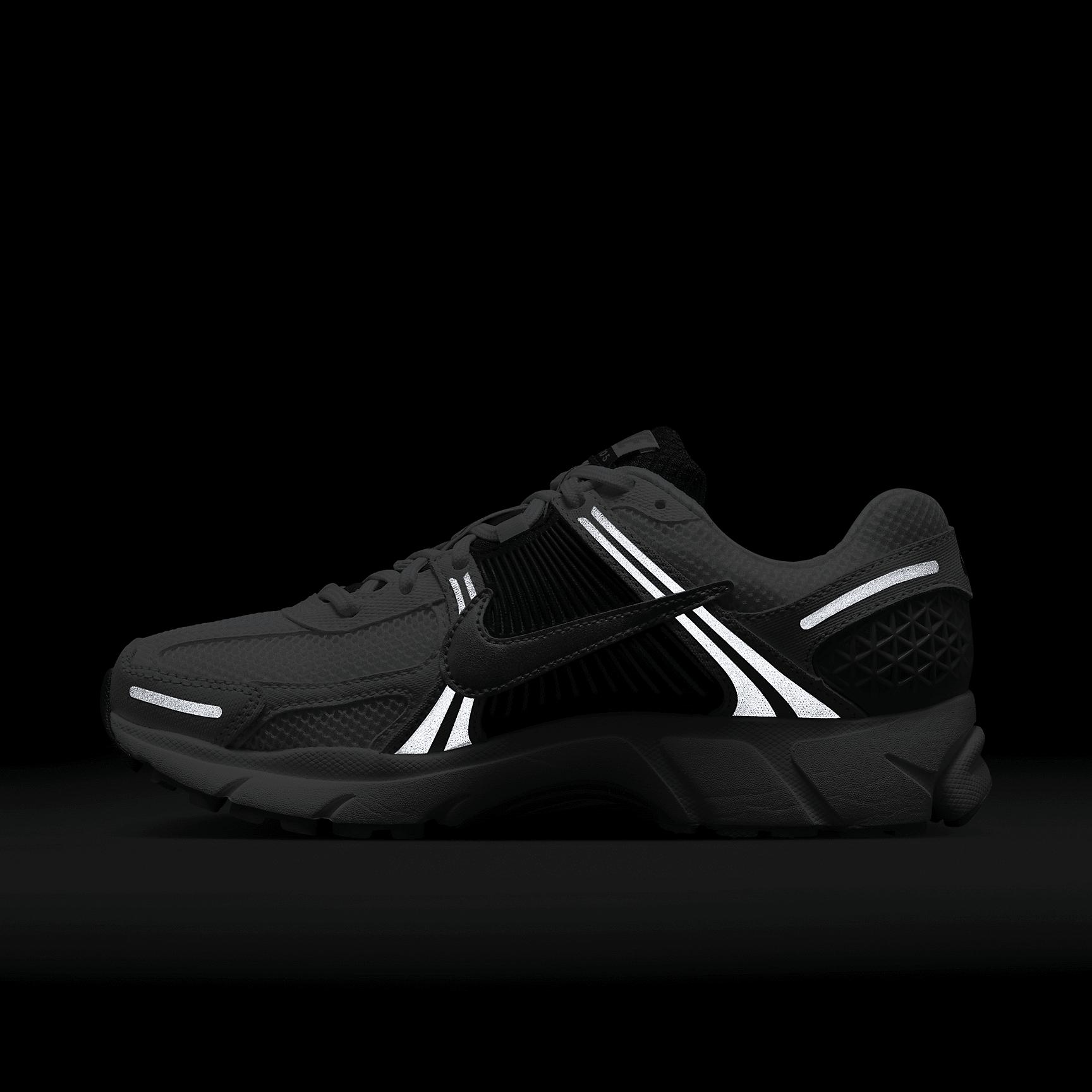 Nike Zoom Vomero 5 Women's Shoes Product Image