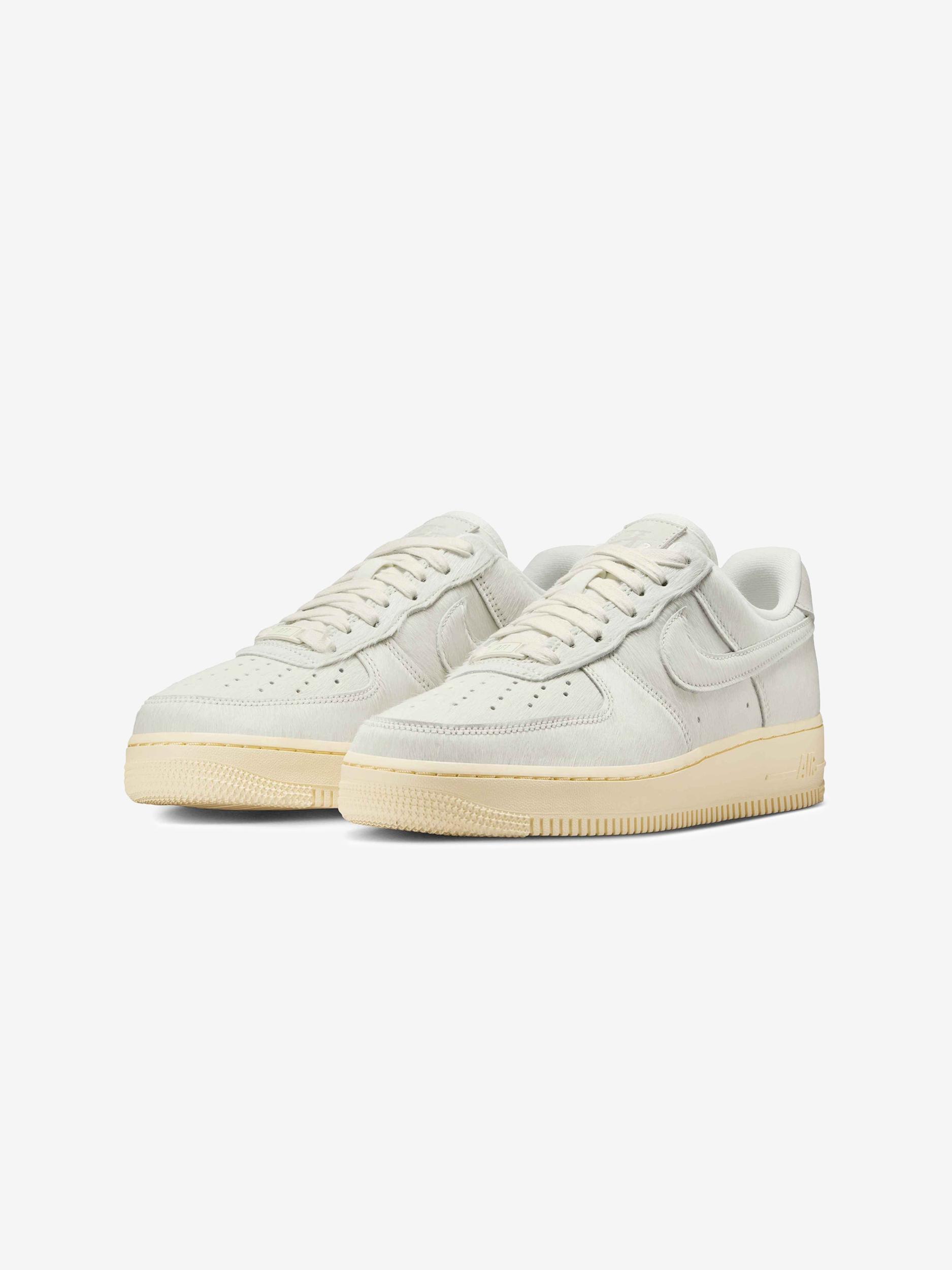 Women's Nike Air Force 1 Low '07 Pony Hair (Sail/Muslin) Female Product Image