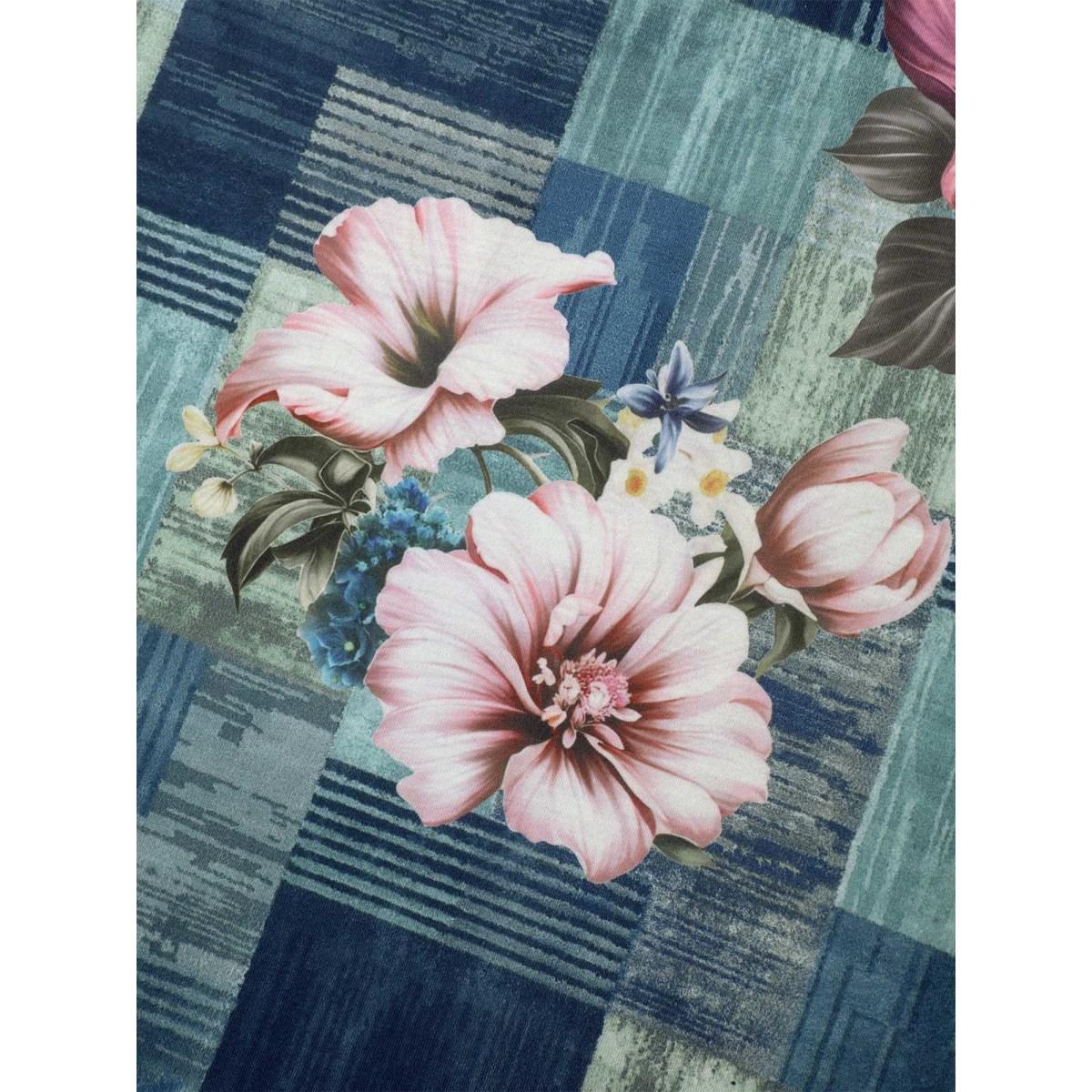 Plus Size Crew Neck Floral Curved Hem T-Shirt Multicolor Women Casual Non Natural Flowers Round Neck Everyday T-shirts BloomChic 12/L Product Image