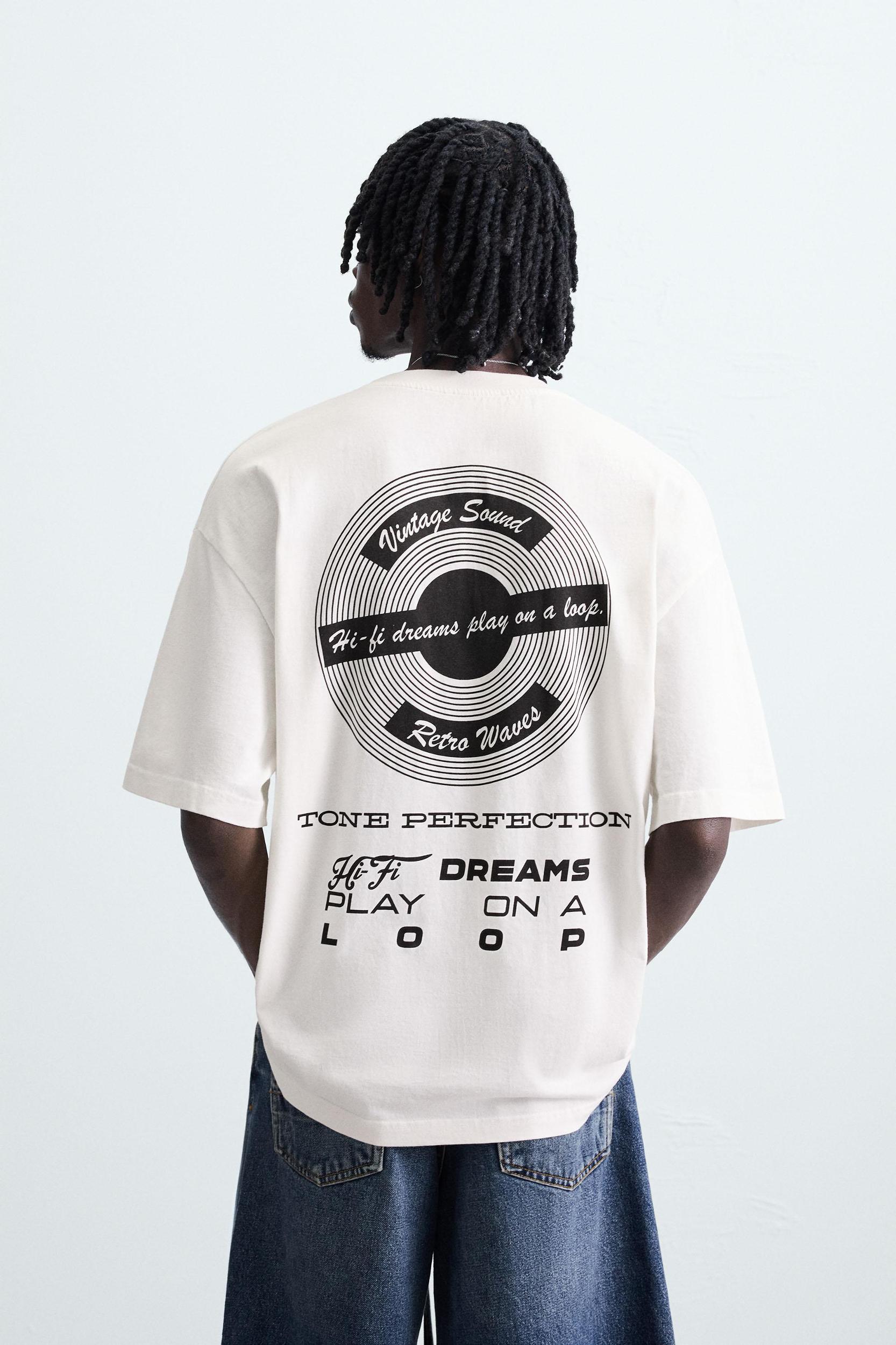 PRINTED GRAPHIC T-SHIRT Product Image