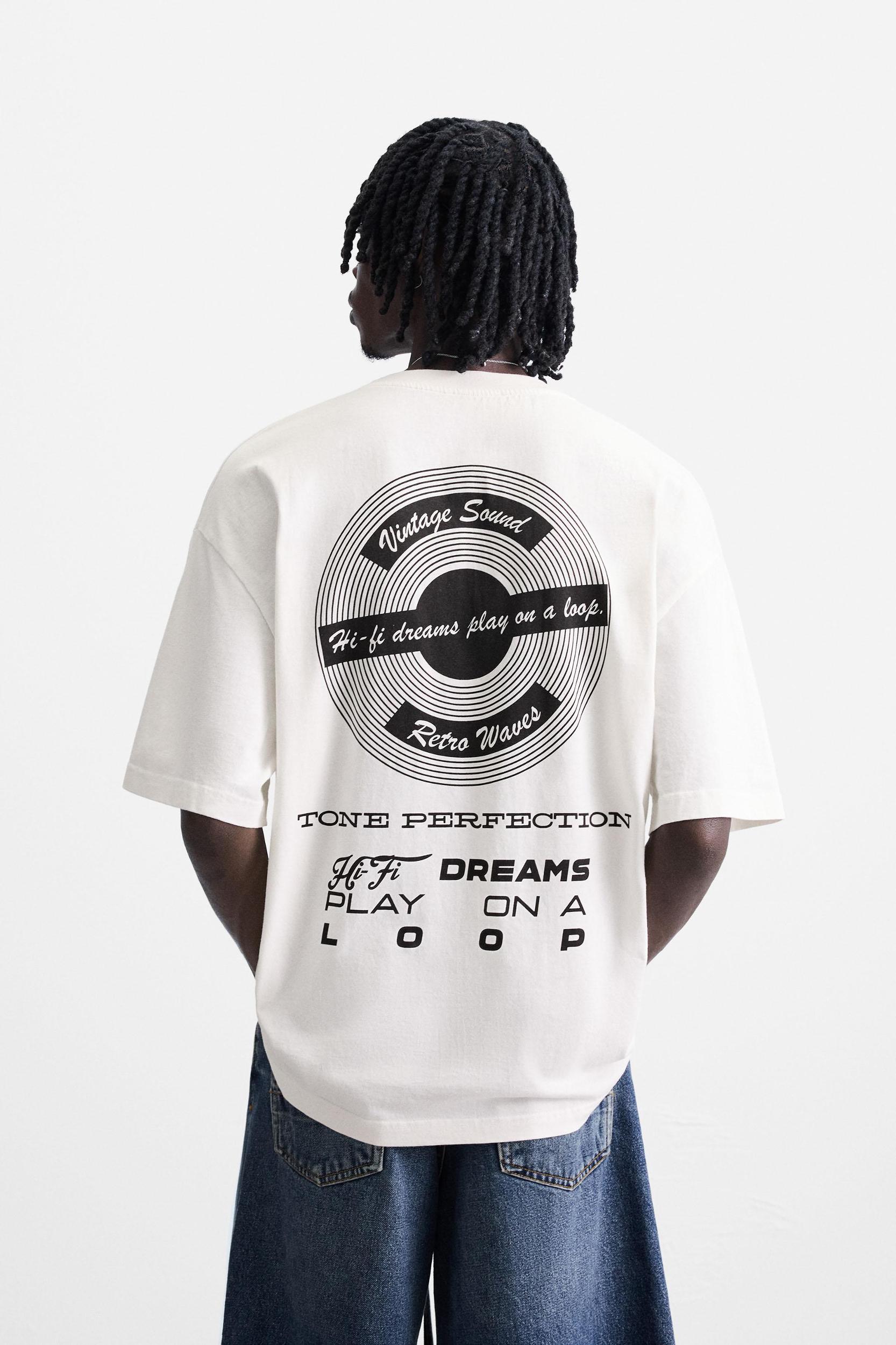 PRINTED GRAPHIC T-SHIRT Product Image