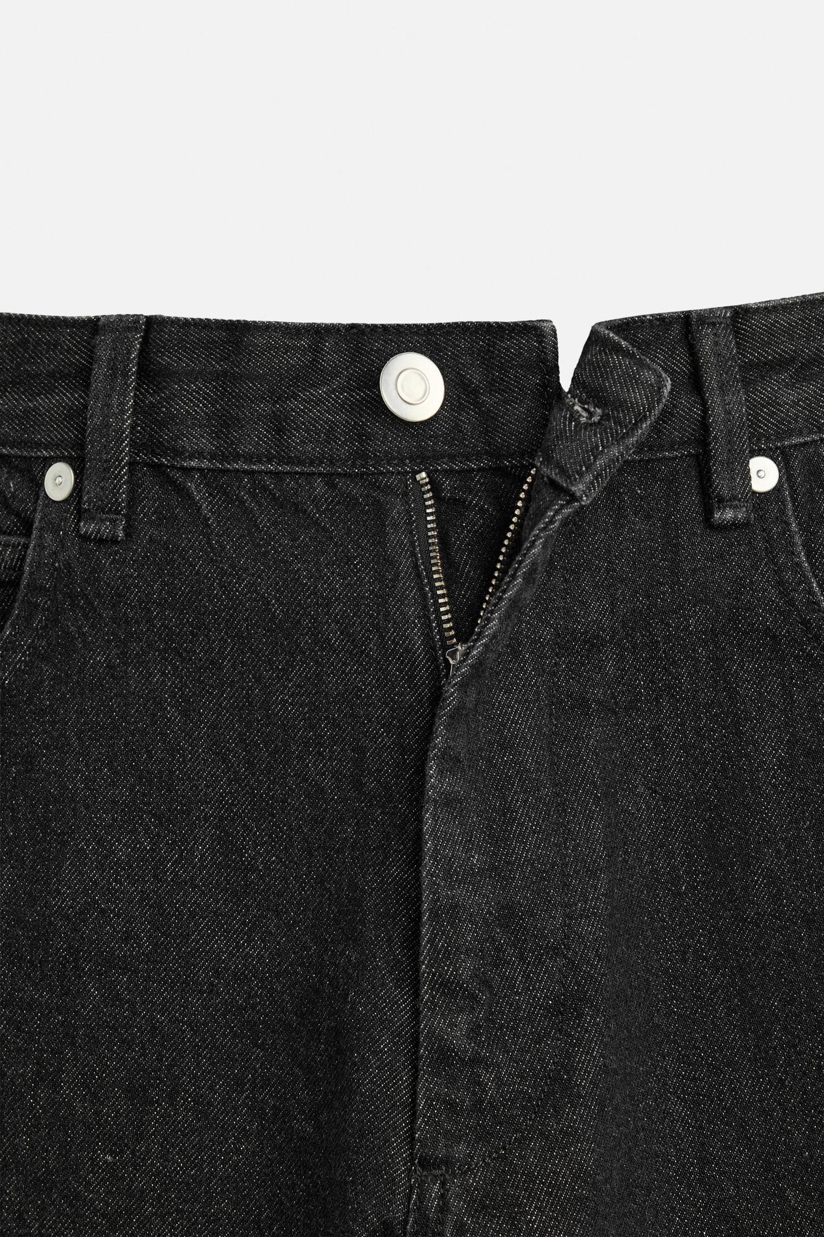 RELAXED FIT FRAYED SEAM JEANS Product Image