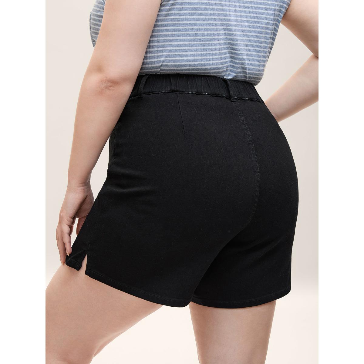 Plus Size Plain Slit Fitted Denim Skorts Women Denimblack Low stretch Casual Slanted pocket Denim Shorts BloomChic 28/5X Product Image