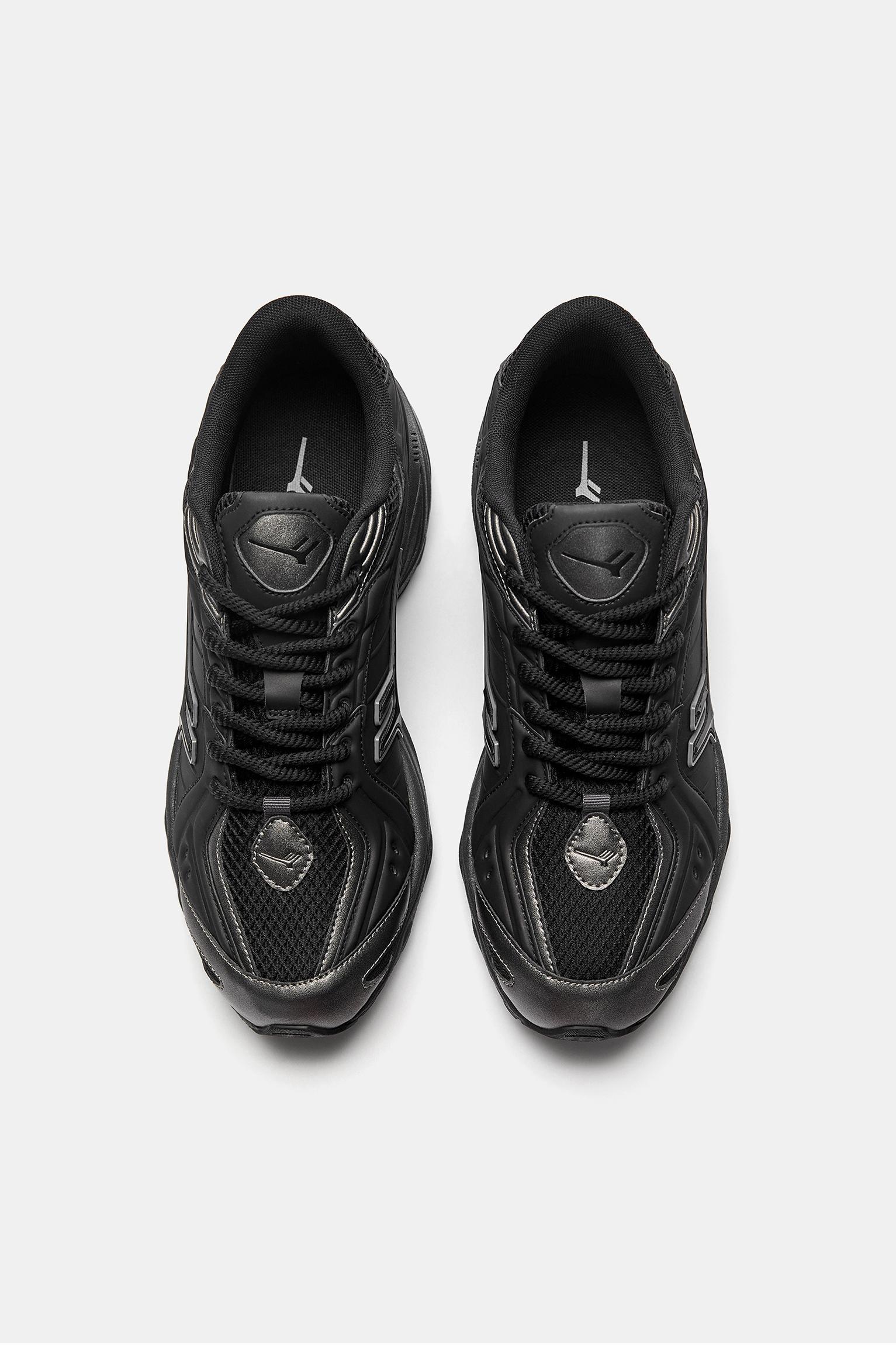 Metallic trainers Product Image