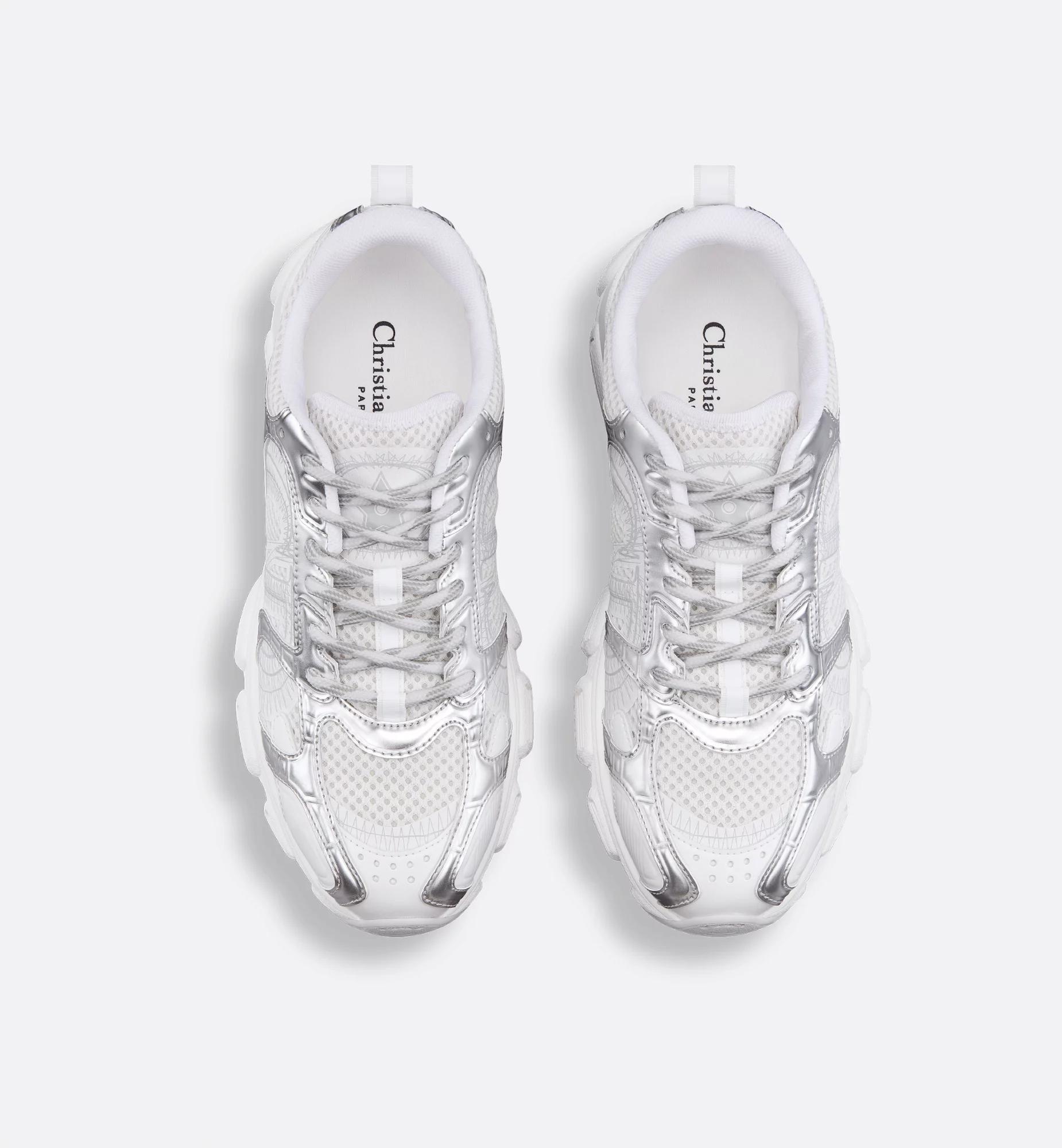 Dior Chrono Sneaker Product Image
