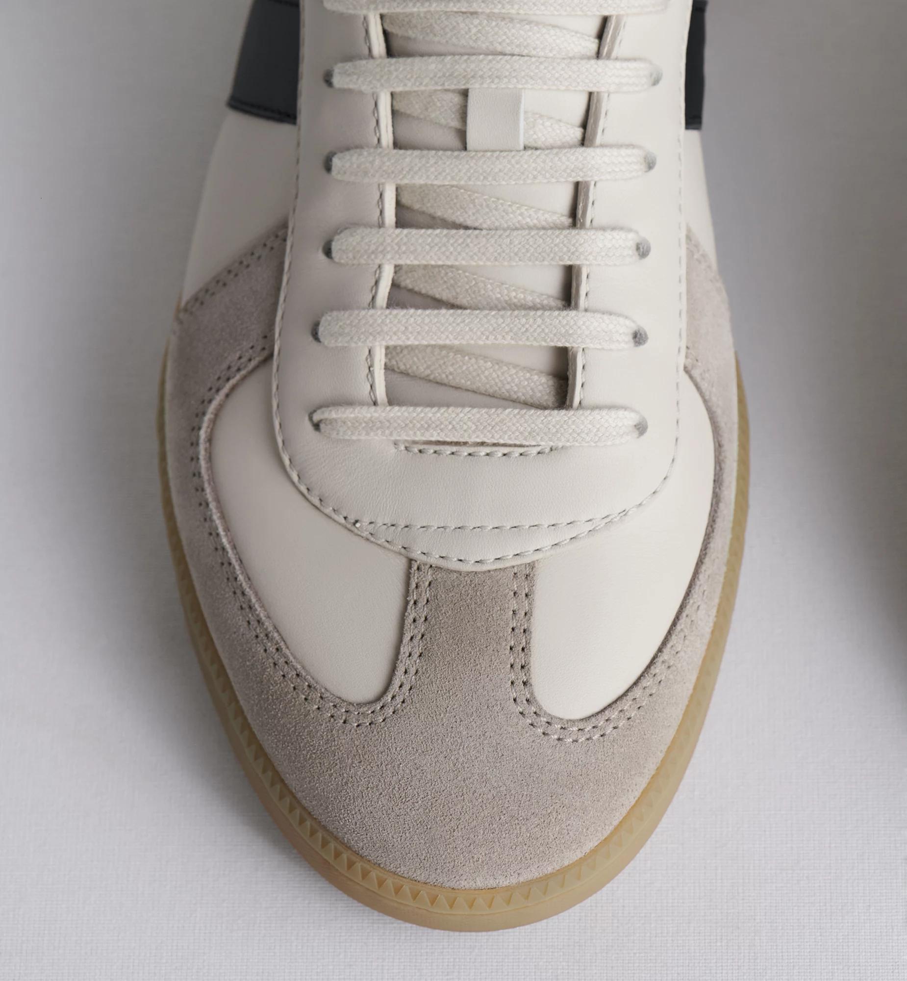 B01 Matchpoint Sneaker Product Image