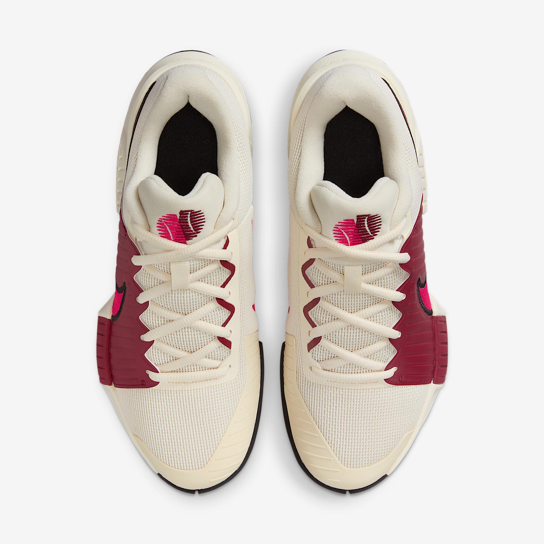 Nike GP Challenge Pro Women's Hard Court Tennis Shoes Product Image