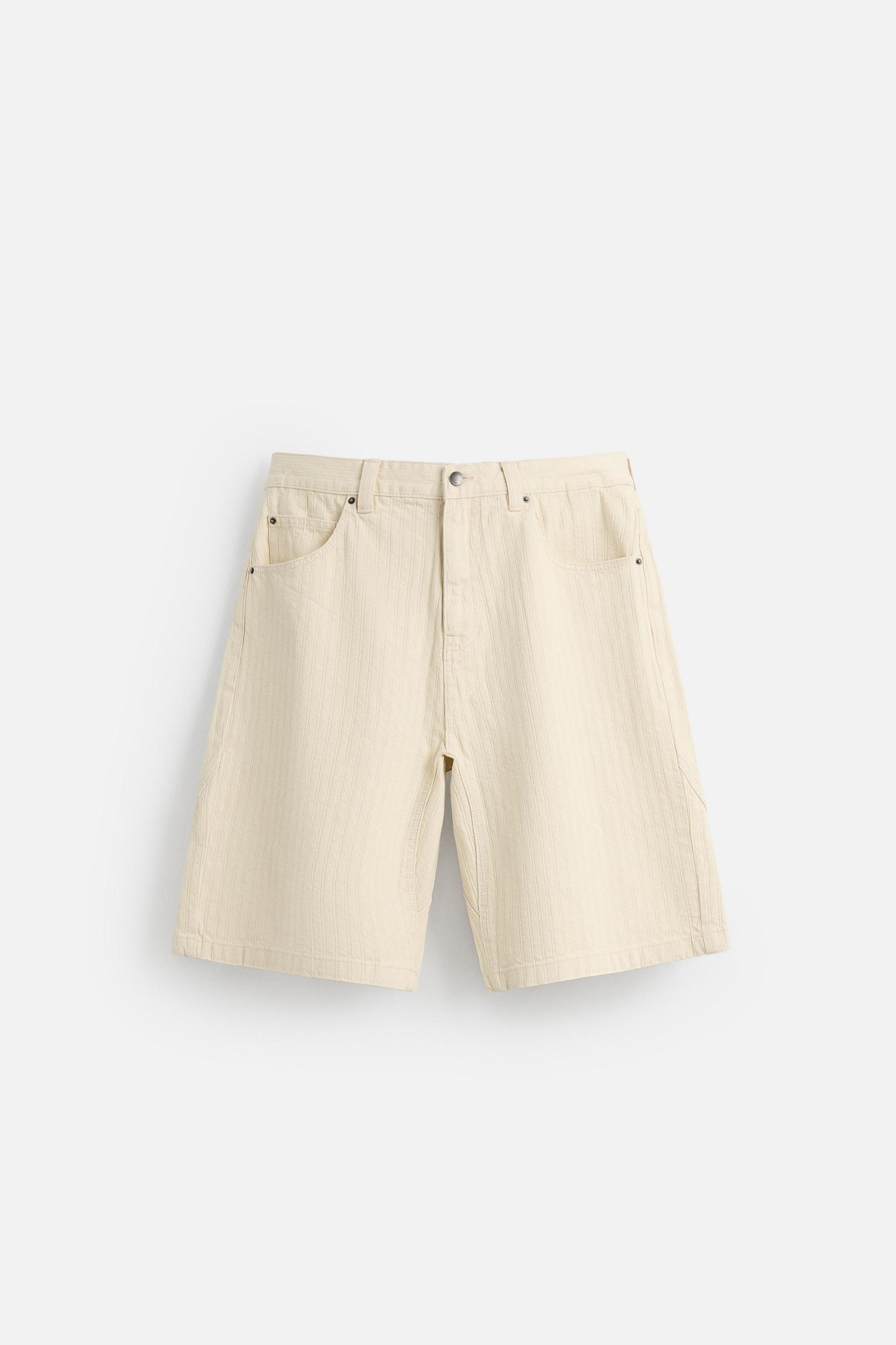 TEXTURED STRIPED SHORTS Product Image