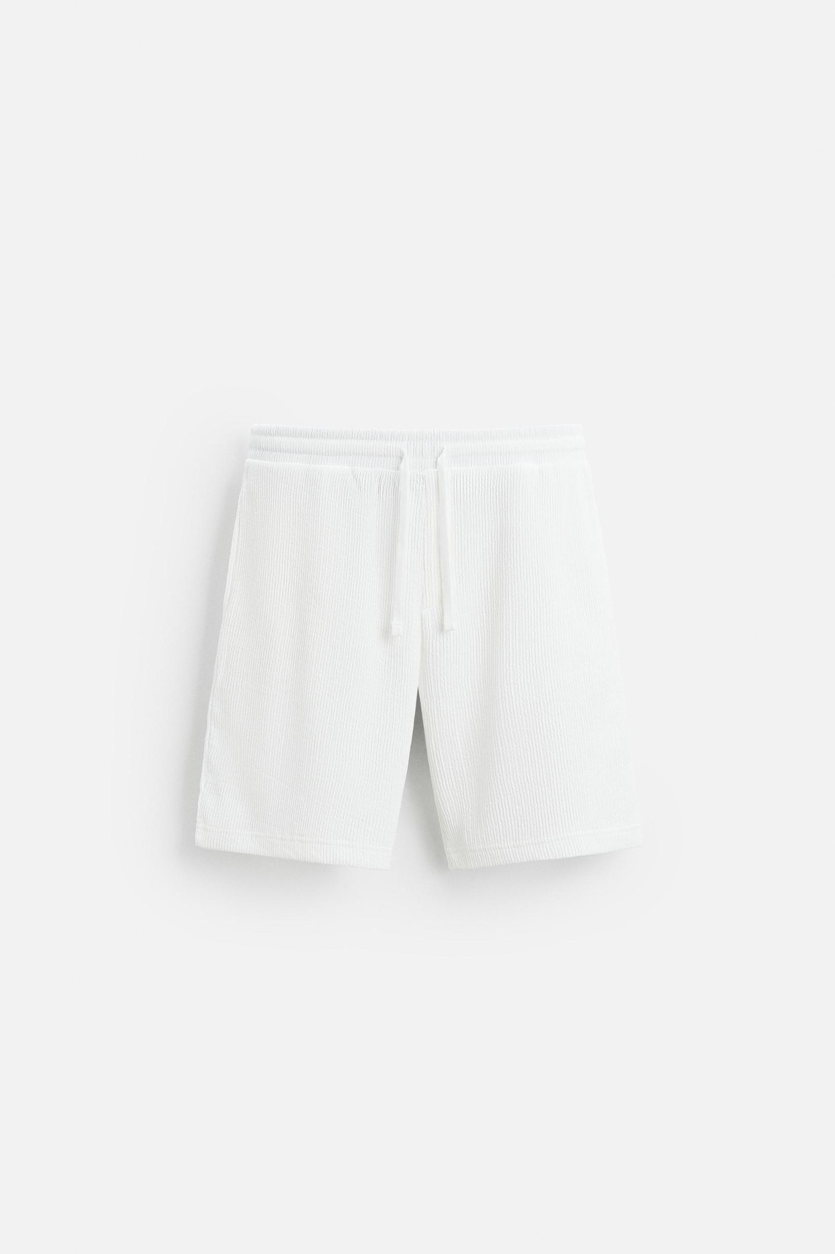 RELAXED FIT JACQUARD SHORTS Product Image