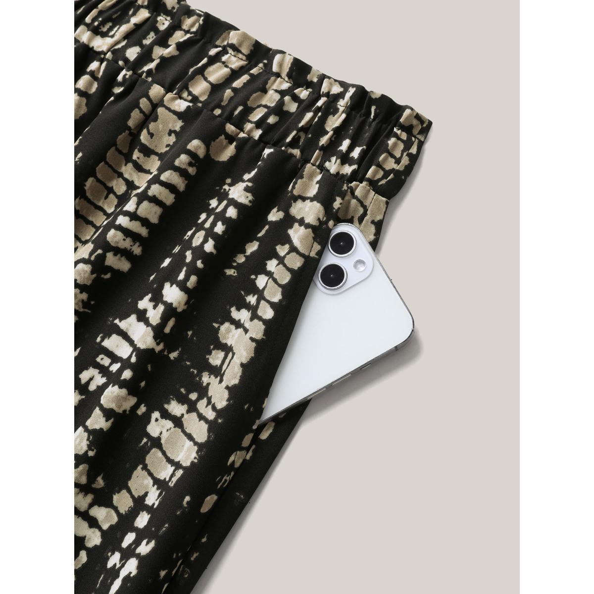 Plus Size Abstract Tie-Dye Wide-Leg Pants Women Black Timeless Wide Leg Mid Rise Elegant Pants BloomChic 26/4X Product Image