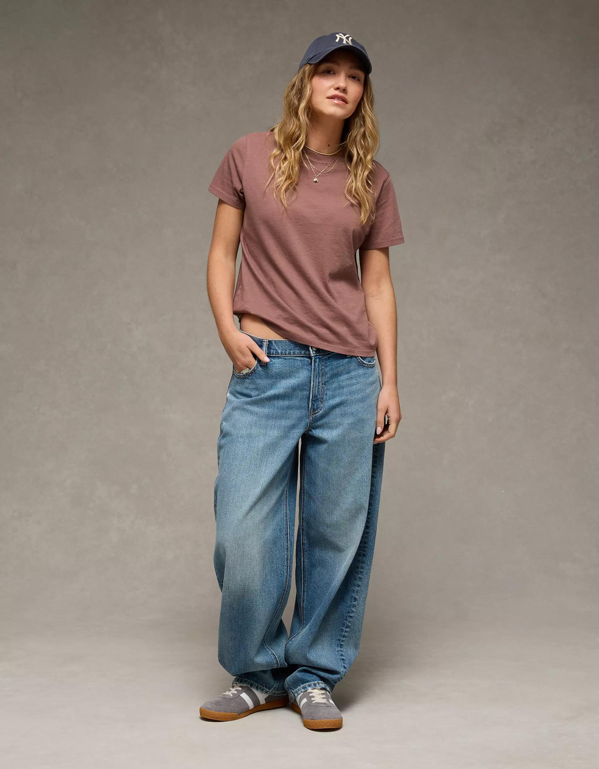 AE Classic T-Shirt Product Image