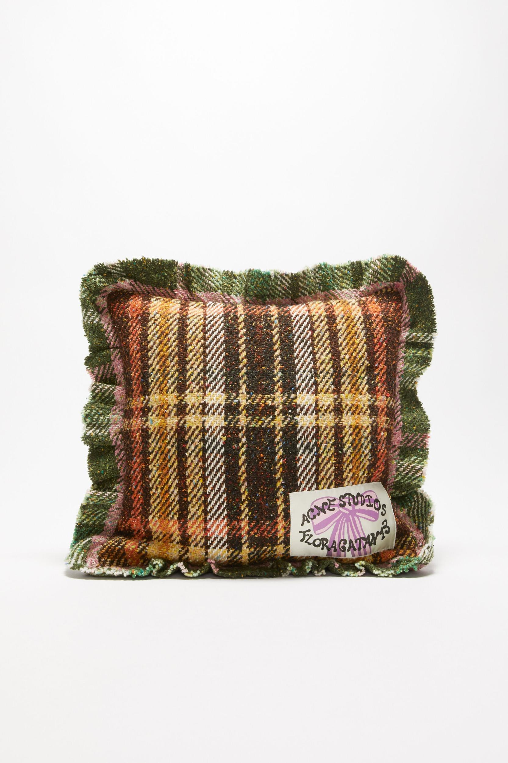 Plaid pillow Product Image