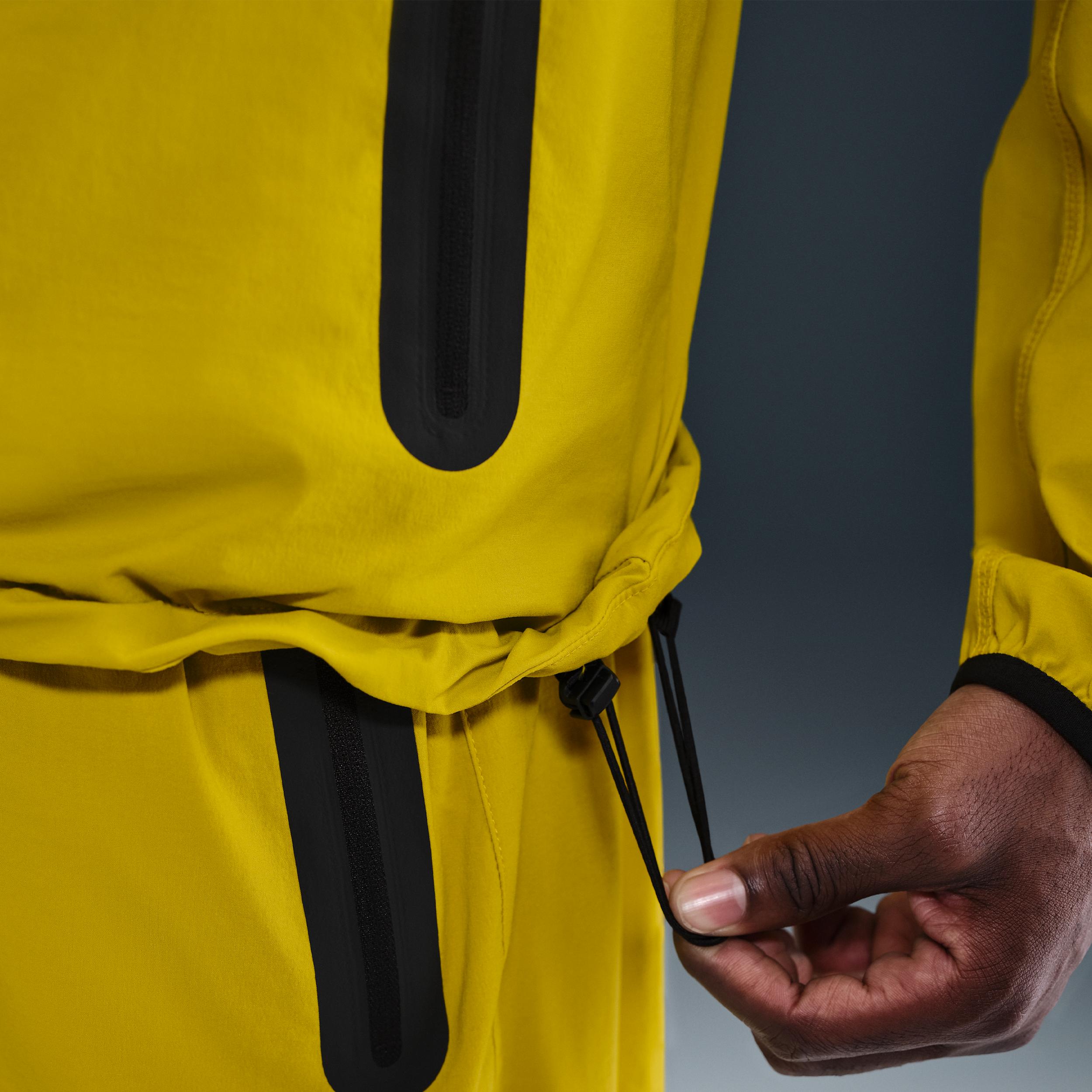 Nike Mens Tech Woven Jacket | HM7151-726 Product Image