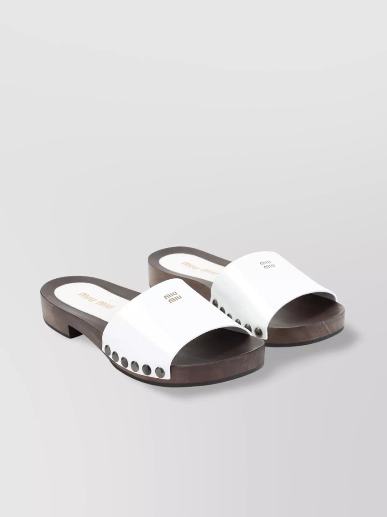 MIU MIU Wood Sole Flat Sandals With Studded Side In White Product Image