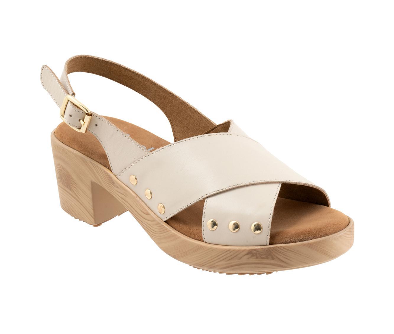 Women's Softwalk Florence Clogs Product Image