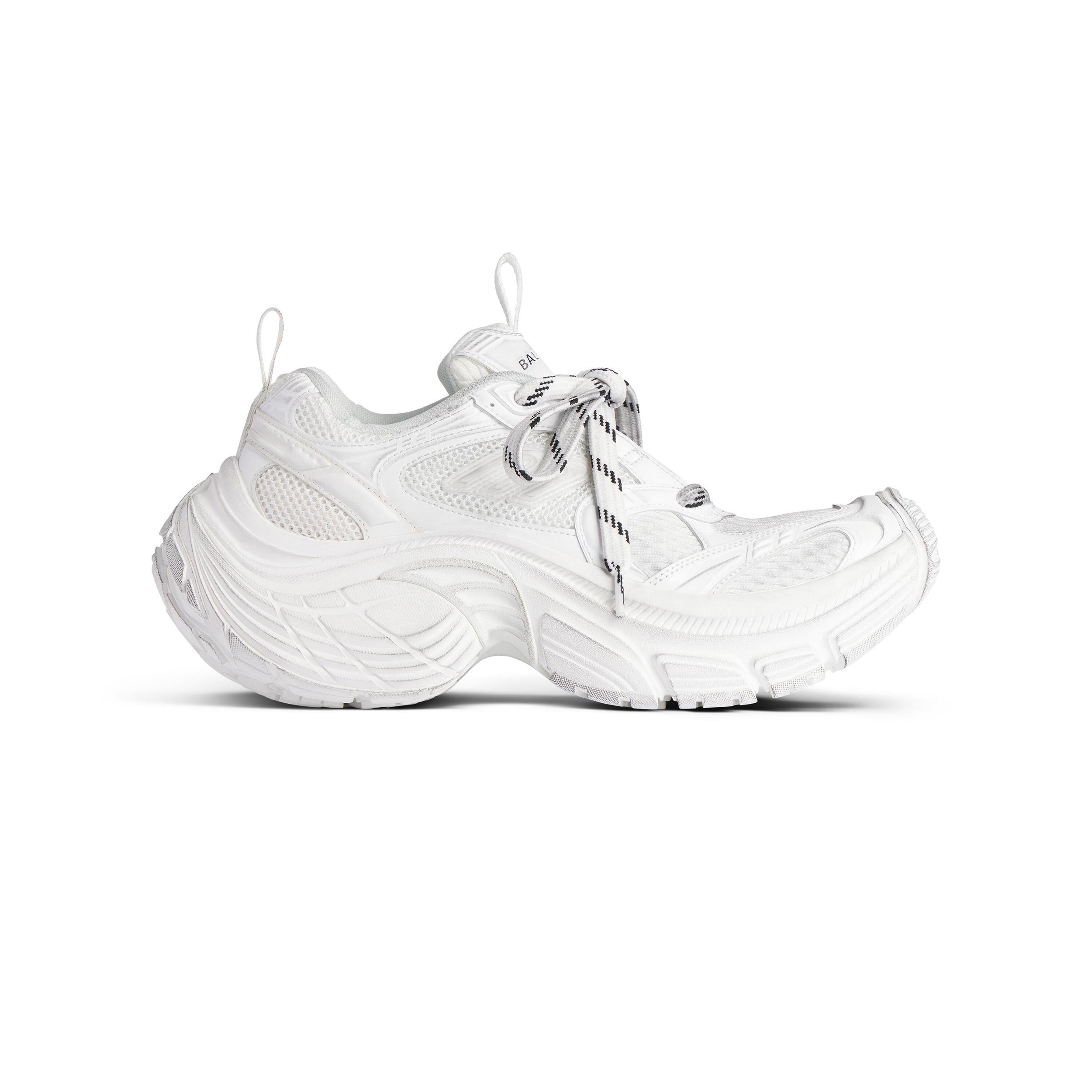 Women's 6xl Sneaker in White Product Image