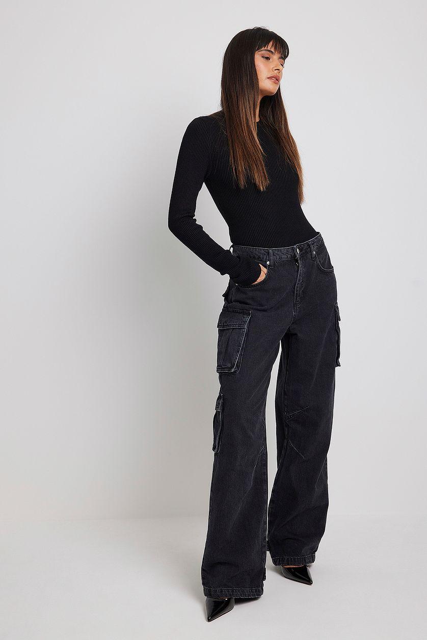 Ribbed Knitted Round Neck Sweater Product Image