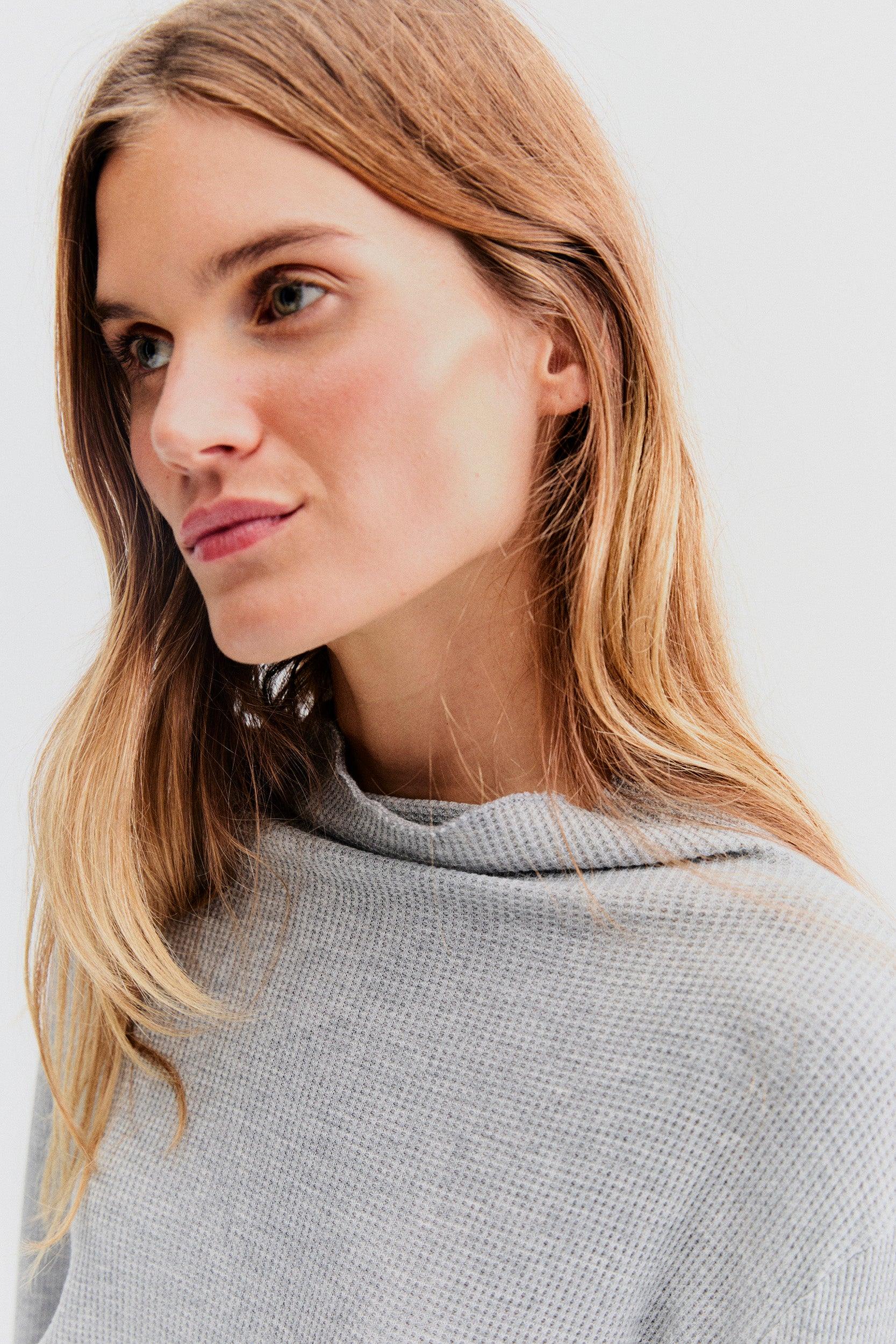 The Jan - Heather Grey Female Product Image