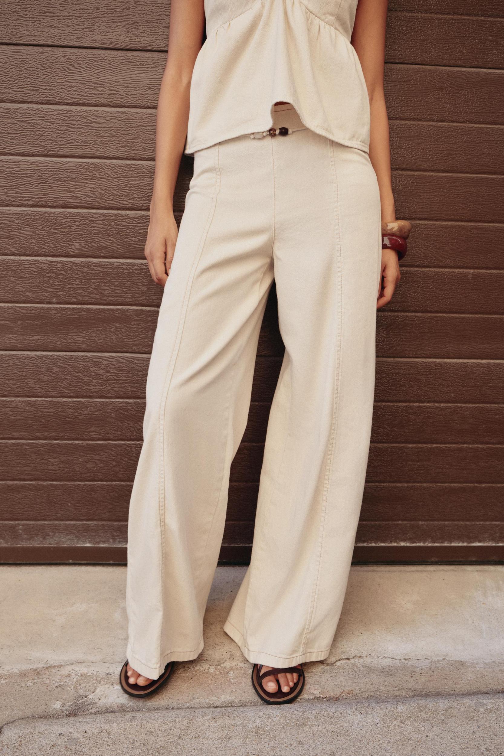 Z1975 BEADED HIGH RISE WIDE LEG JEANS Product Image