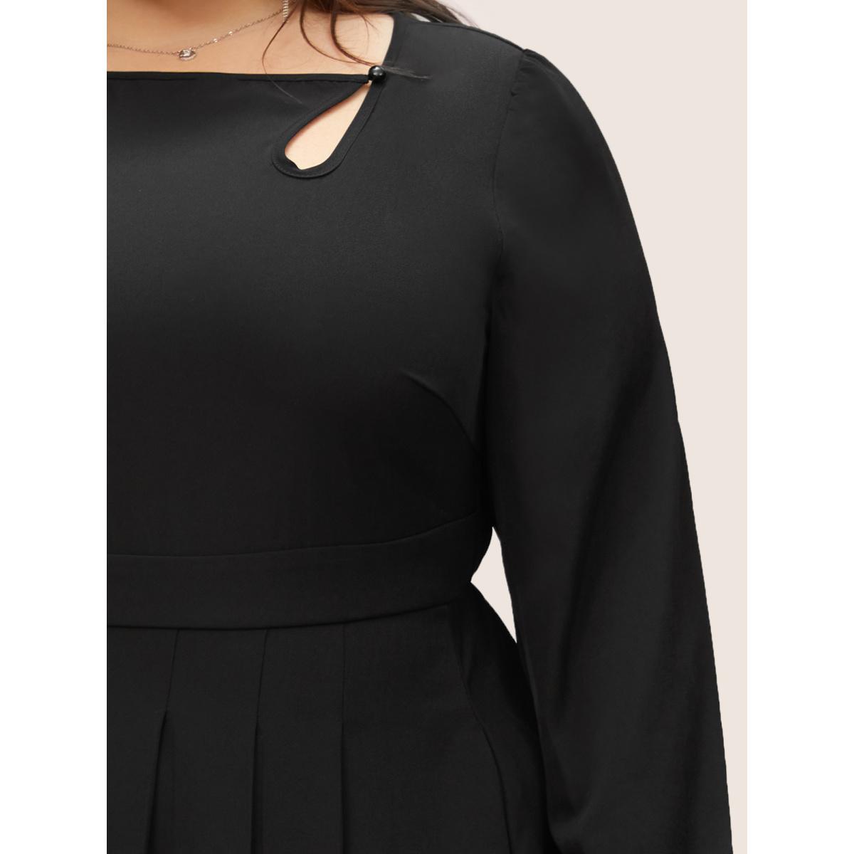 Plus Size Anti-Wrinkle Asymmetrical Neck Keyhole Pleated Hem Dress Black Women At the Office Non Asymmetrical Neck Long Sleeve Curvy Midi Dress BloomChic 10/M Product Image