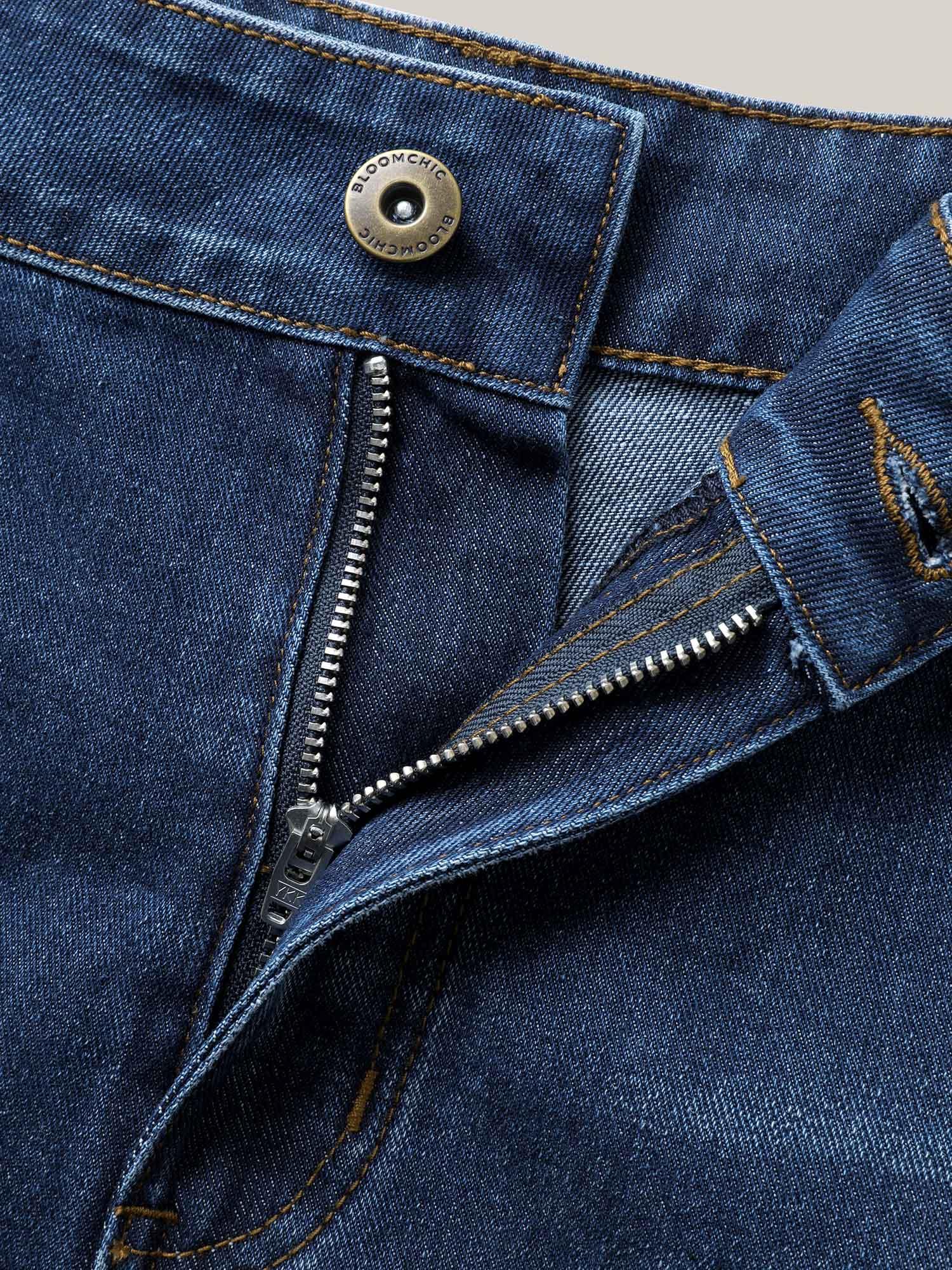 Faded Wash Straight-Leg Denim Shorts Female Product Image