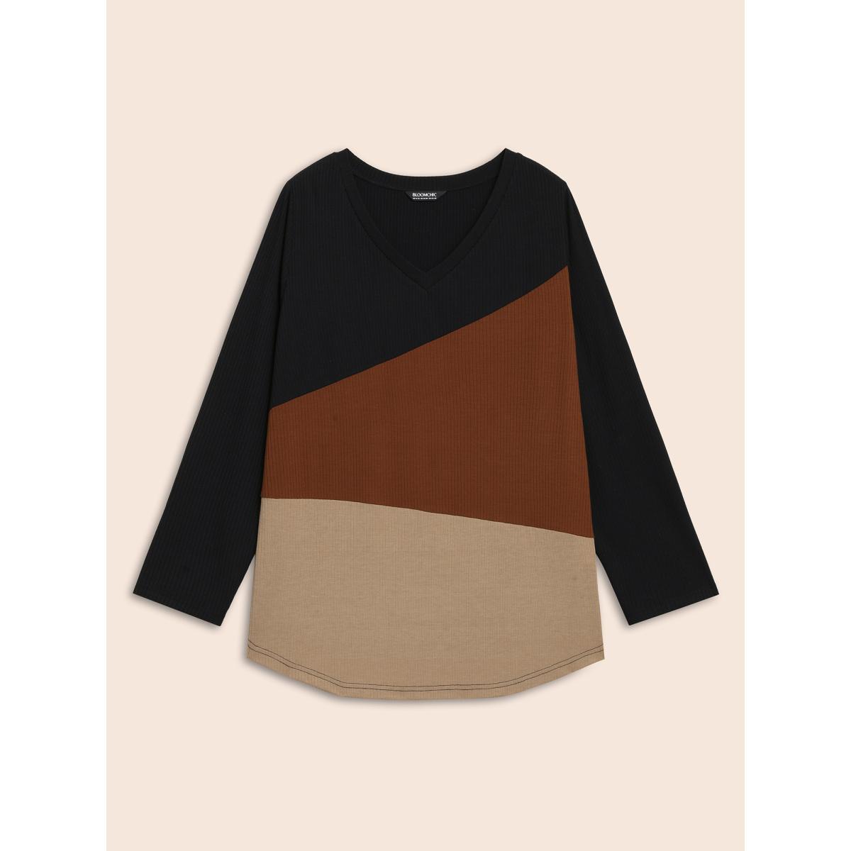 Plus Size V Neck Contrast Patchwork Rib Knit T-shirt Multicolor Women Casual Contrast V-neck Everyday T-shirts BloomChic 22-24/3X Product Image