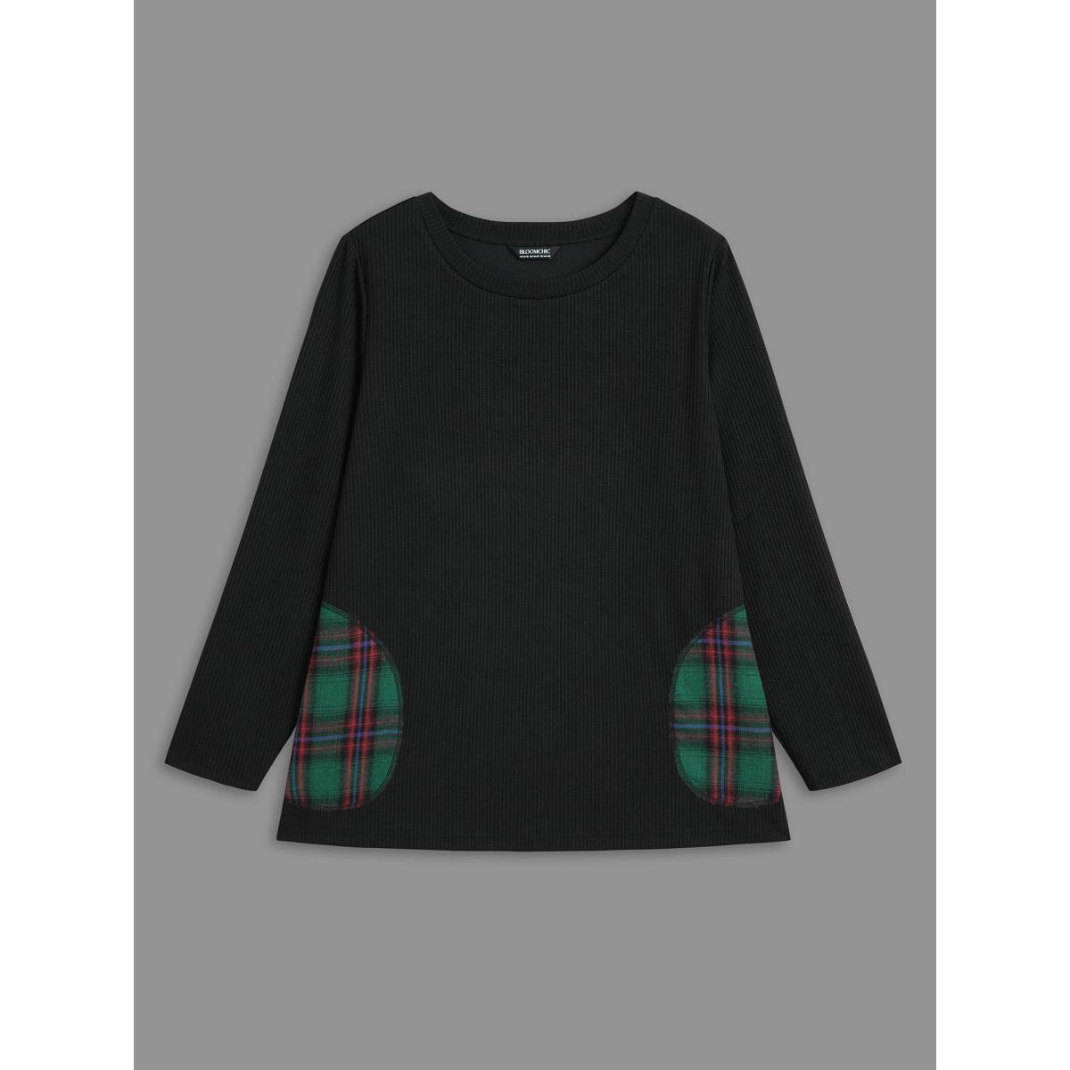 Plus Size Ribbed Contrast Pocket Slim-Fit Tee Black Women Casual Texture Round Neck Everyday T-shirts BloomChic 22-24/3X Product Image