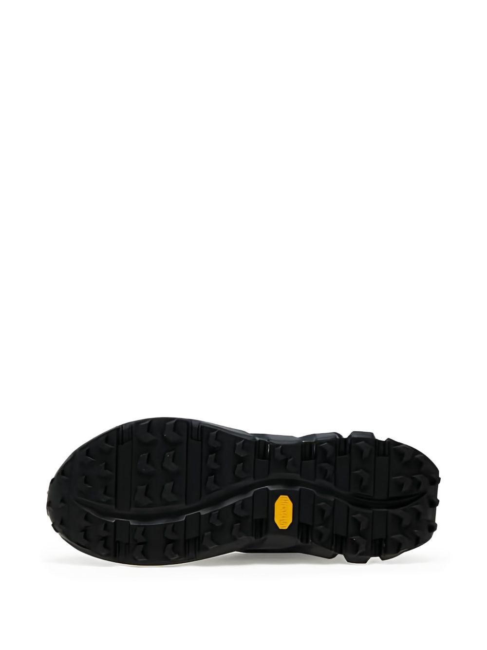 Light Breathe sneakers Product Image