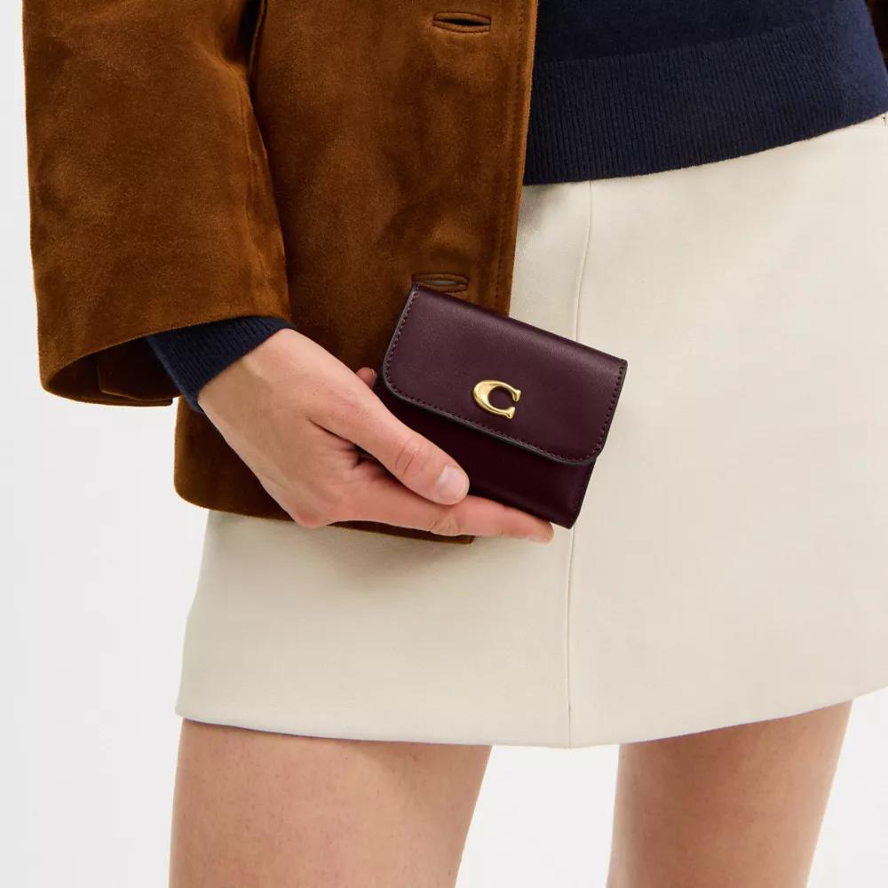 Essential Card Holder Wallet In Colorblock Product Image