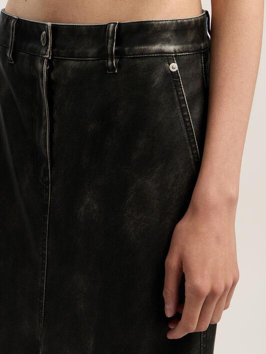 Curved Logo Coated Long Skirt Product Image