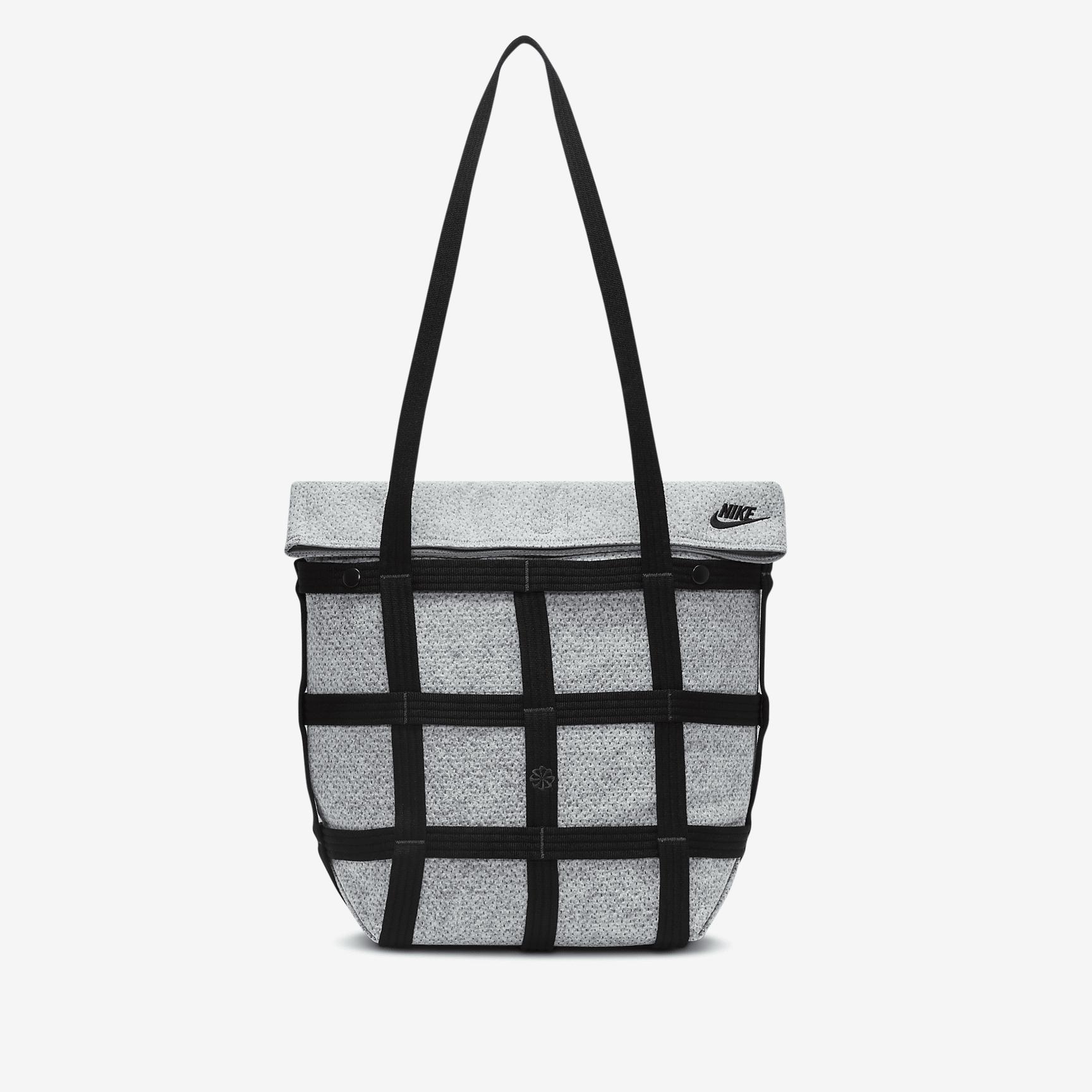 Nike Sportswear Forward Cargo Tote (12L) Product Image