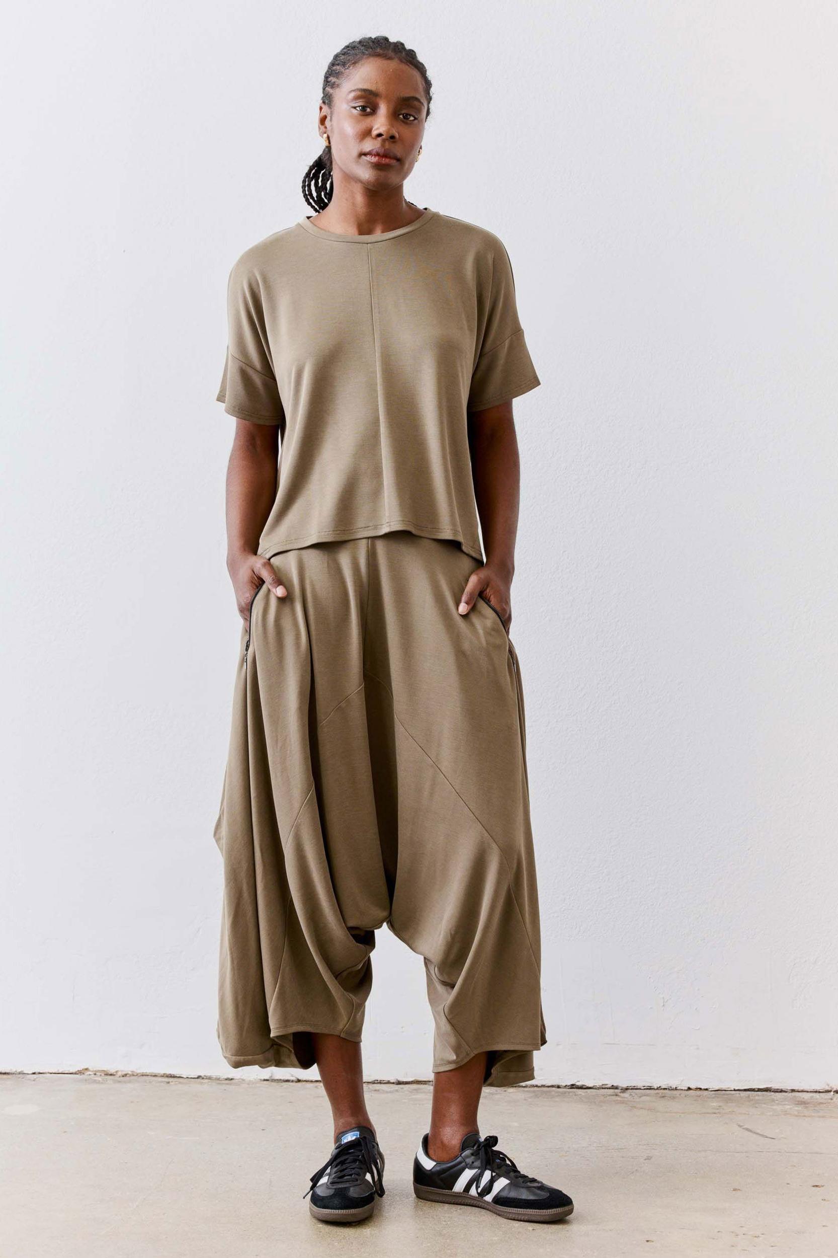 Ribbed Oversized Tee With Back Details Product Image